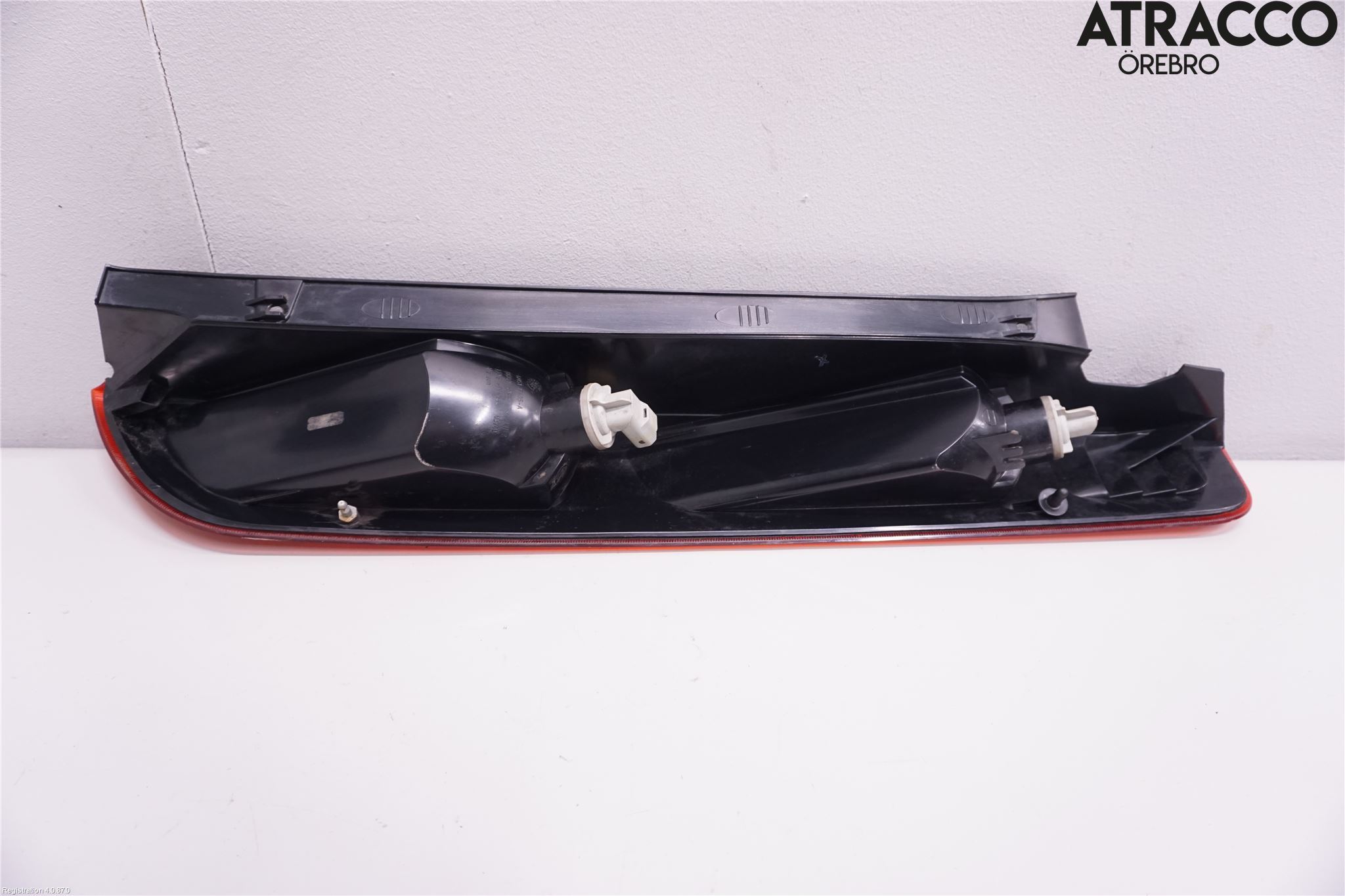 Ford FOCUS     04-07 Baklykt Venstre