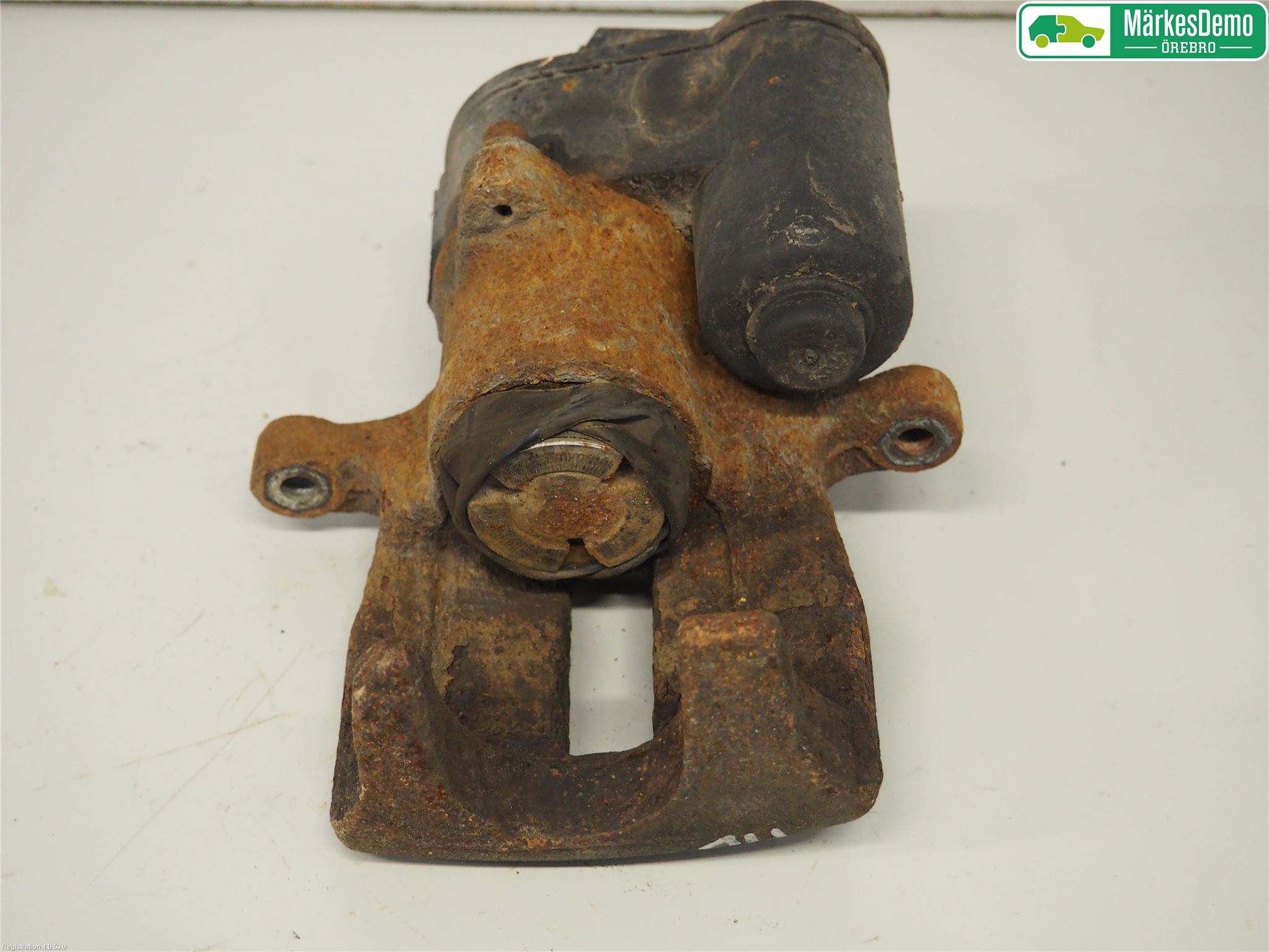Volkswagen VW PASSAT 11-14 Bremsecaliper Bak Høyre