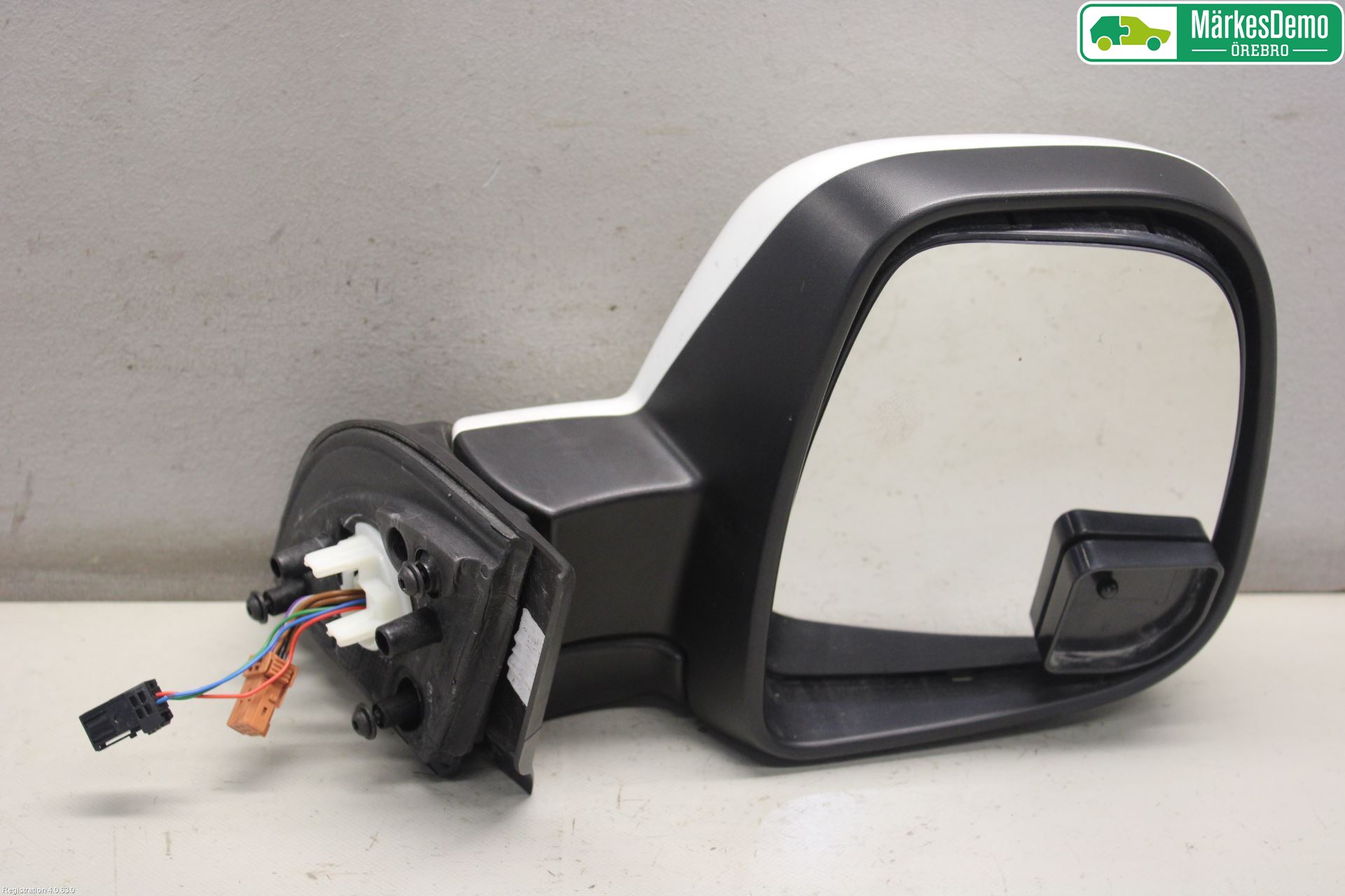 Peugeot PARTNER 16-18 Speil H M-El Justering