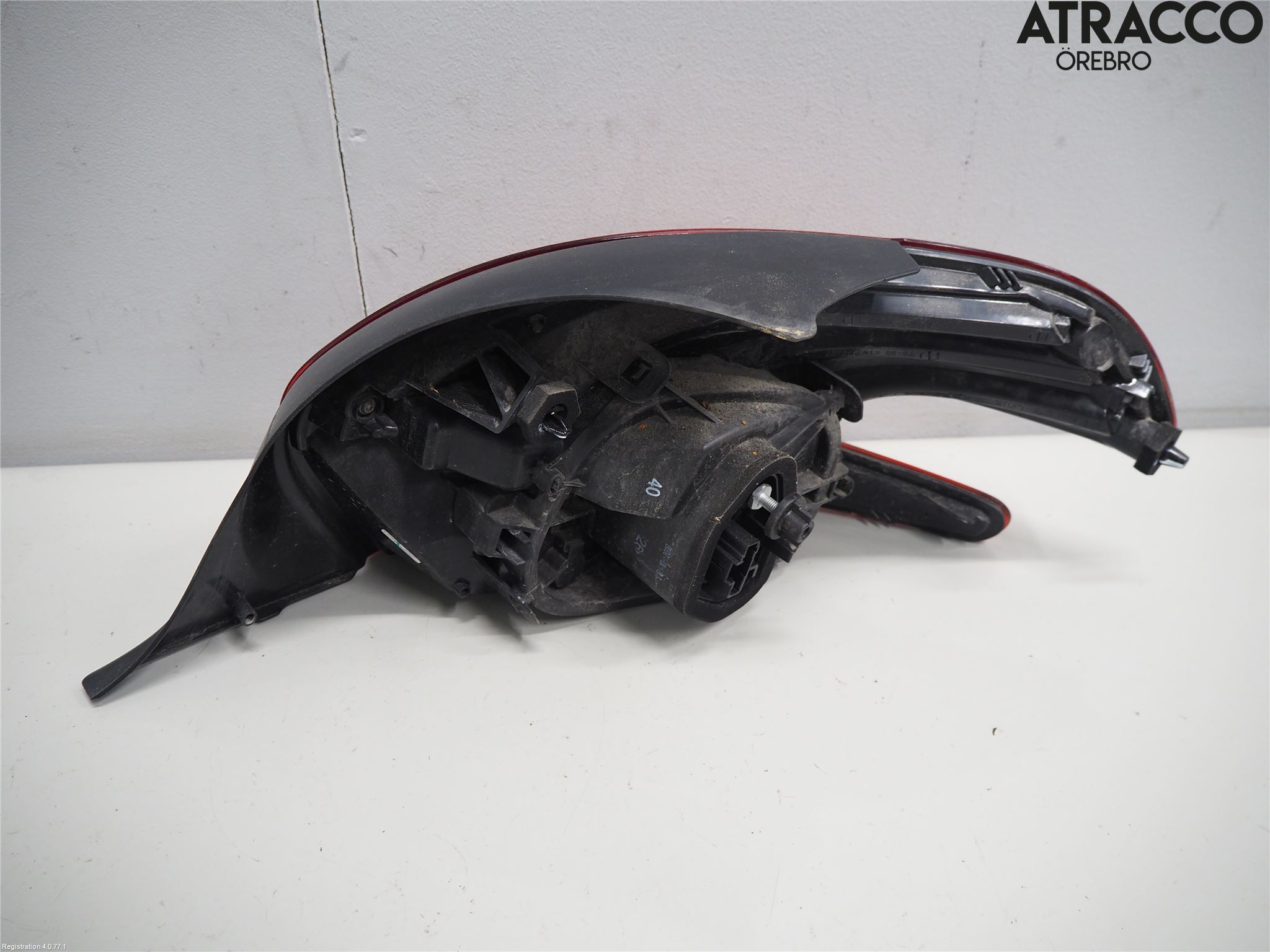 Peugeot PEUGOT 208 16-19 Baklykt Venstre