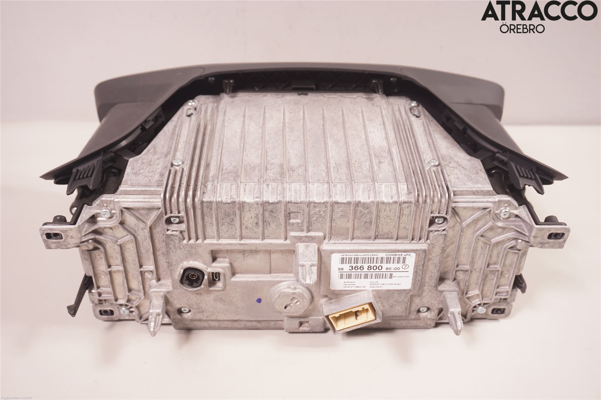Peugeot 2008/E-2008 20- Instr Kombinert