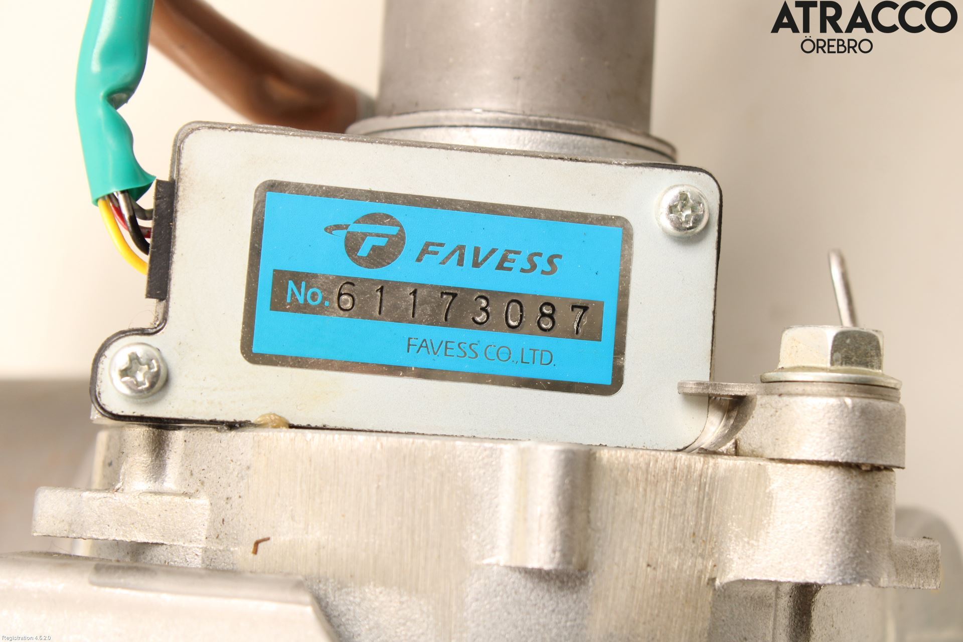 Toyota PRIUS NWH20 04-08 Rattakselaggregat Innebygd Servo