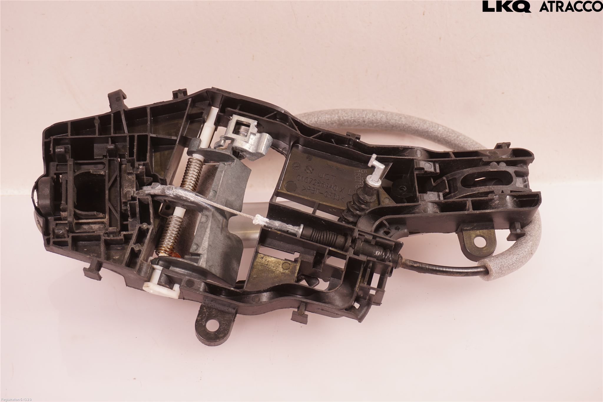 Volkswagen VW PASSAT 15-19 Dørhandtak Ytre Venstre