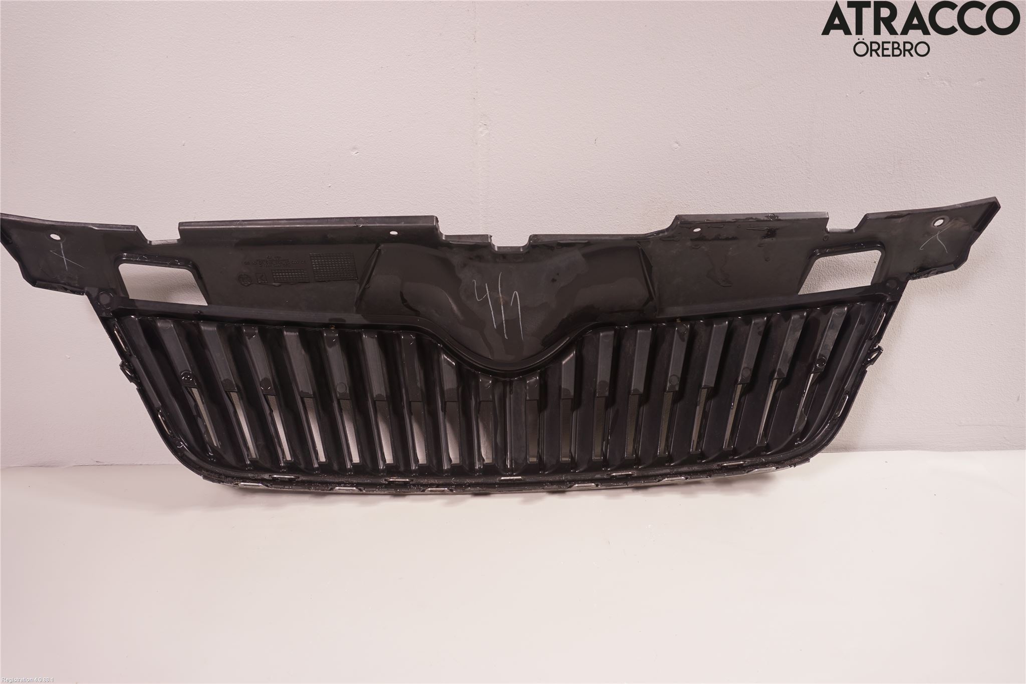 Skoda FABIA 07-14 Grill Komplett