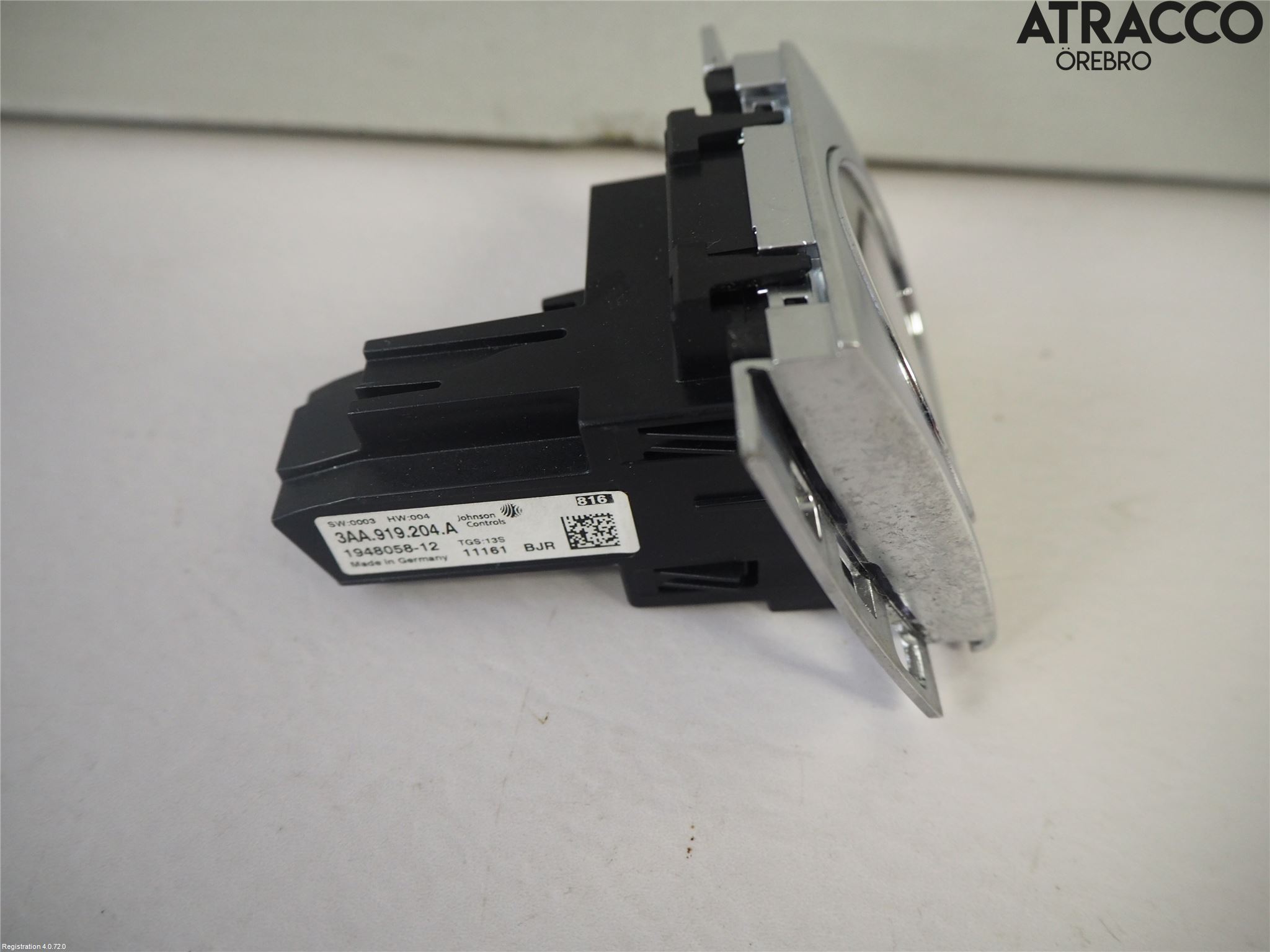 Volkswagen VW PASSAT 11-14 Instr Klokke