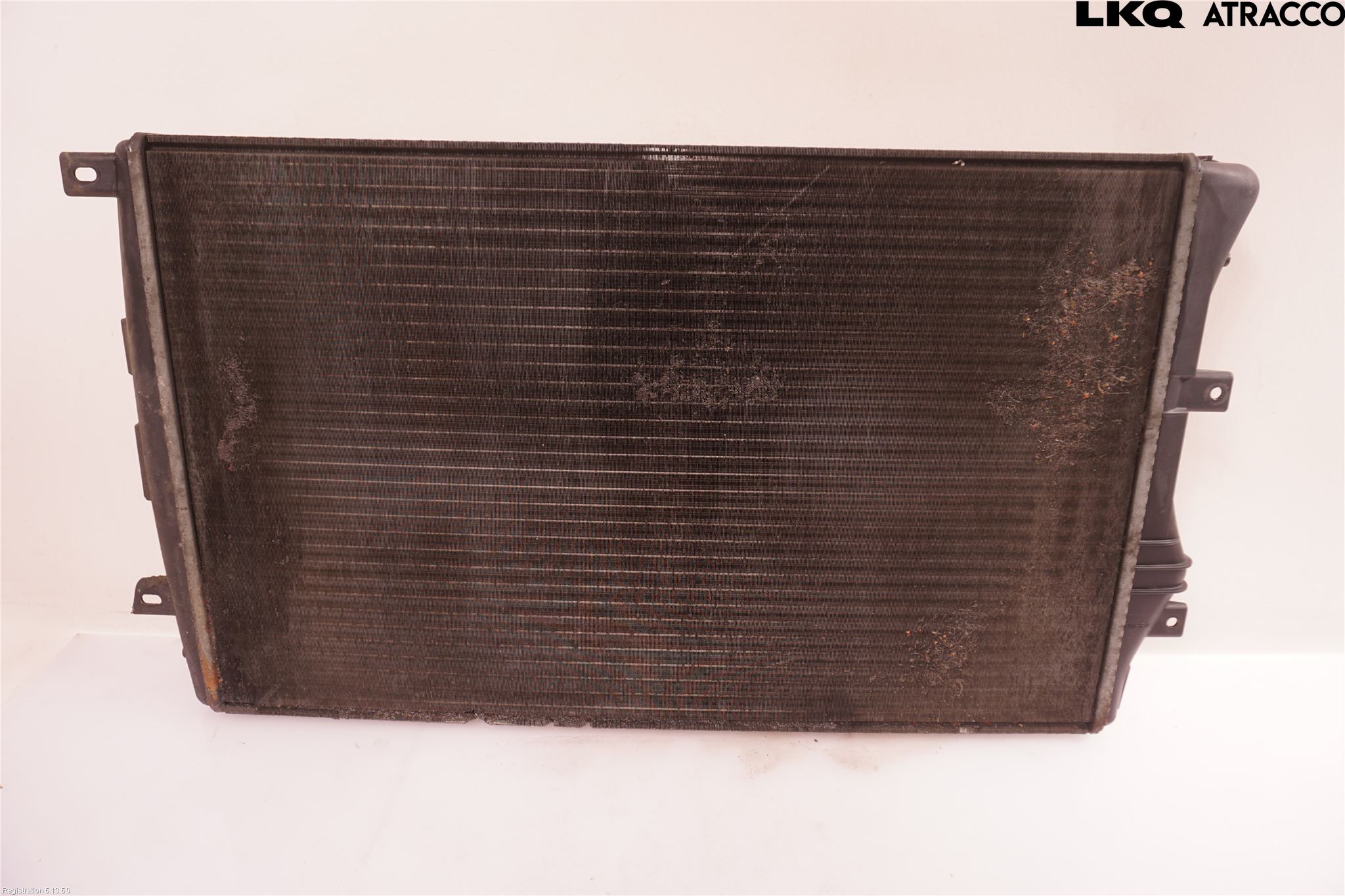 Volkswagen VW CADDY      04-10 Radiator Manuell