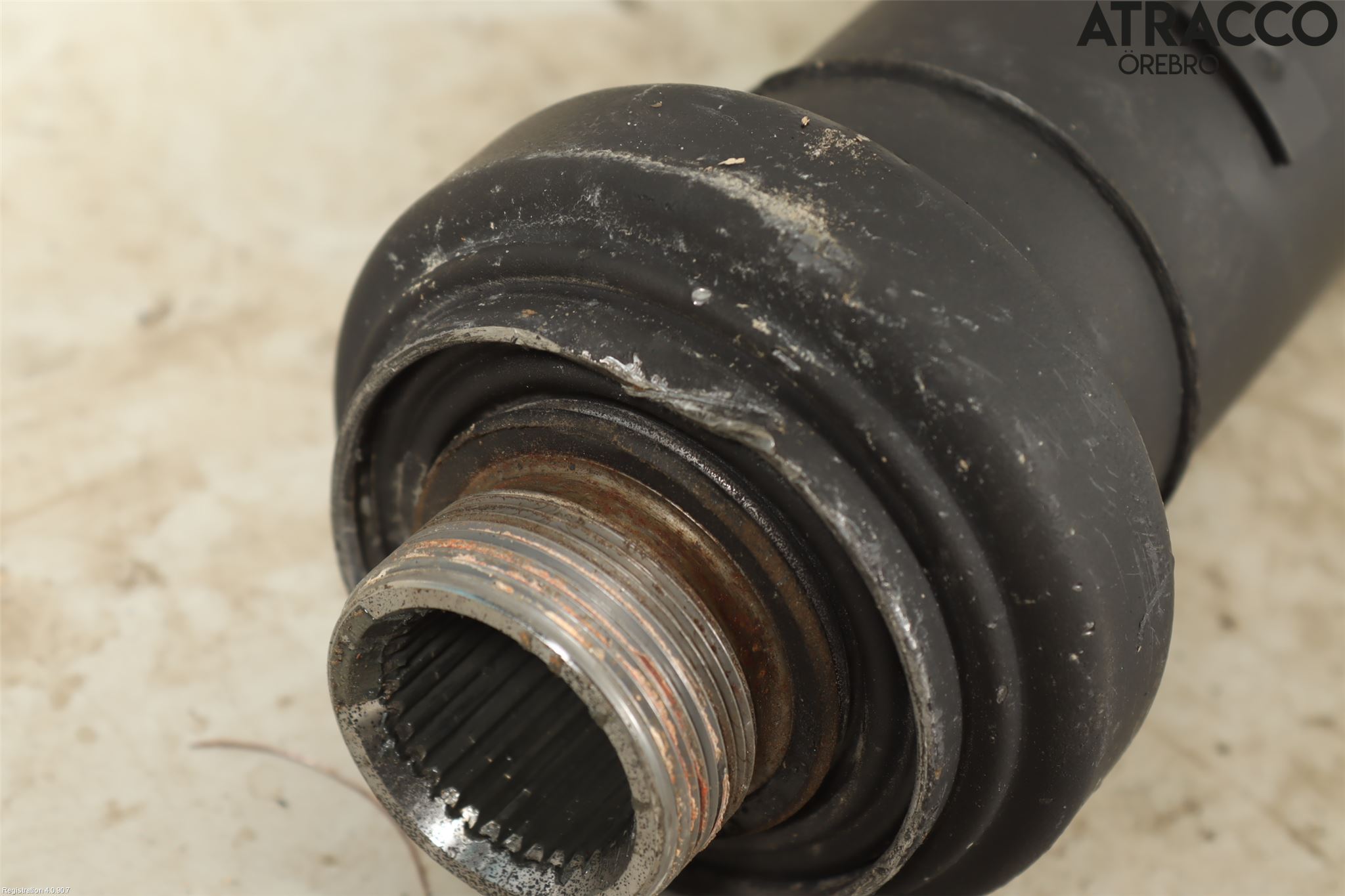 BMW 3 G20/G21/G80/G81 19- Mellomaksel Bakre