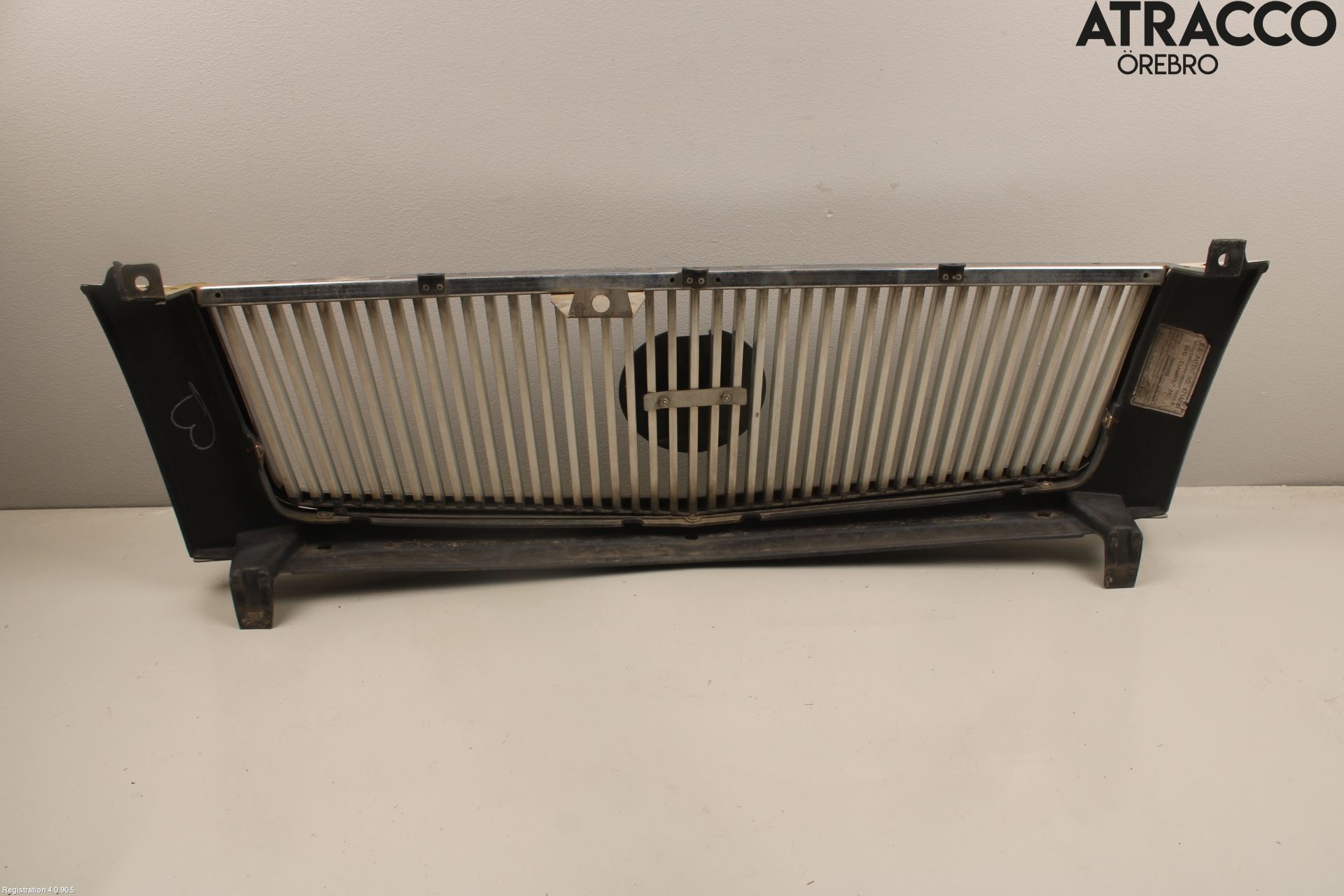 Cadillac ESCALADE Grill Komplett