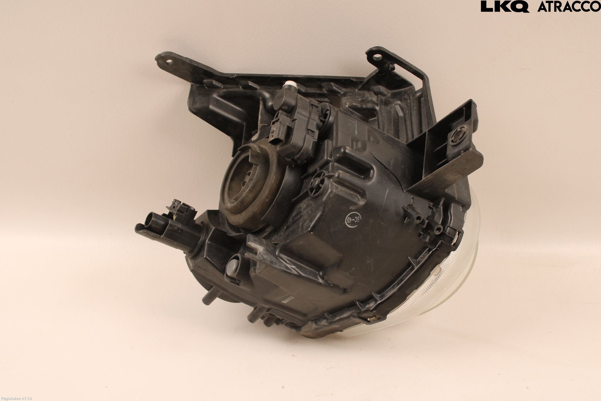 Nissan JUKE 10-14 Frontlykt Venstre