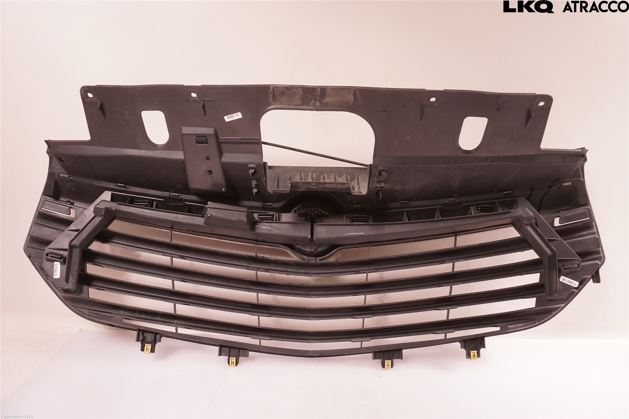 Opel VIVARO 15-19 Grill Komplett