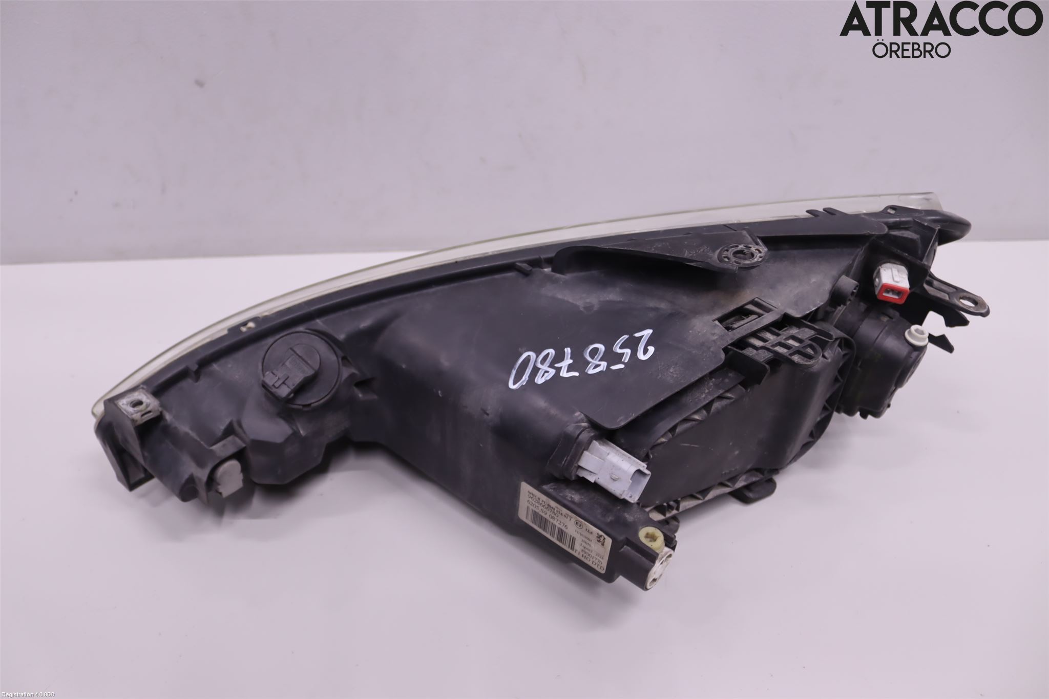 Peugeot 206 98-09 Frontlykt Høyre