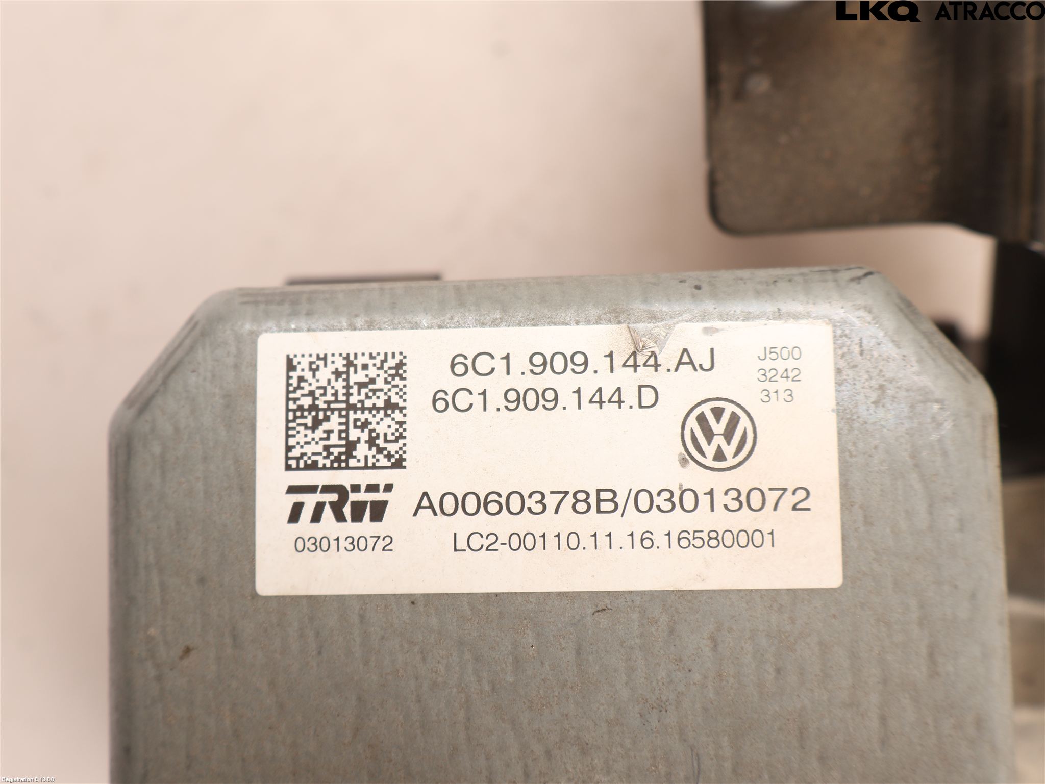 Skoda FABIA 15-21 Rattakselaggregat Innebygd Servo