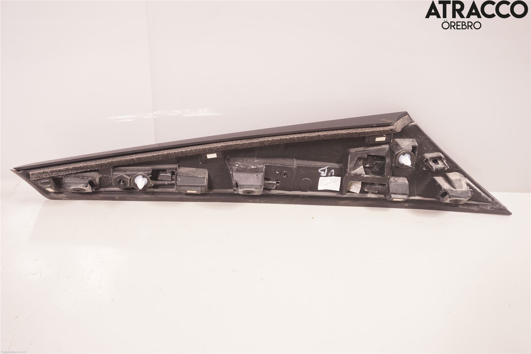 Peugeot 2008/E-2008 20- Spoiler Bakluke