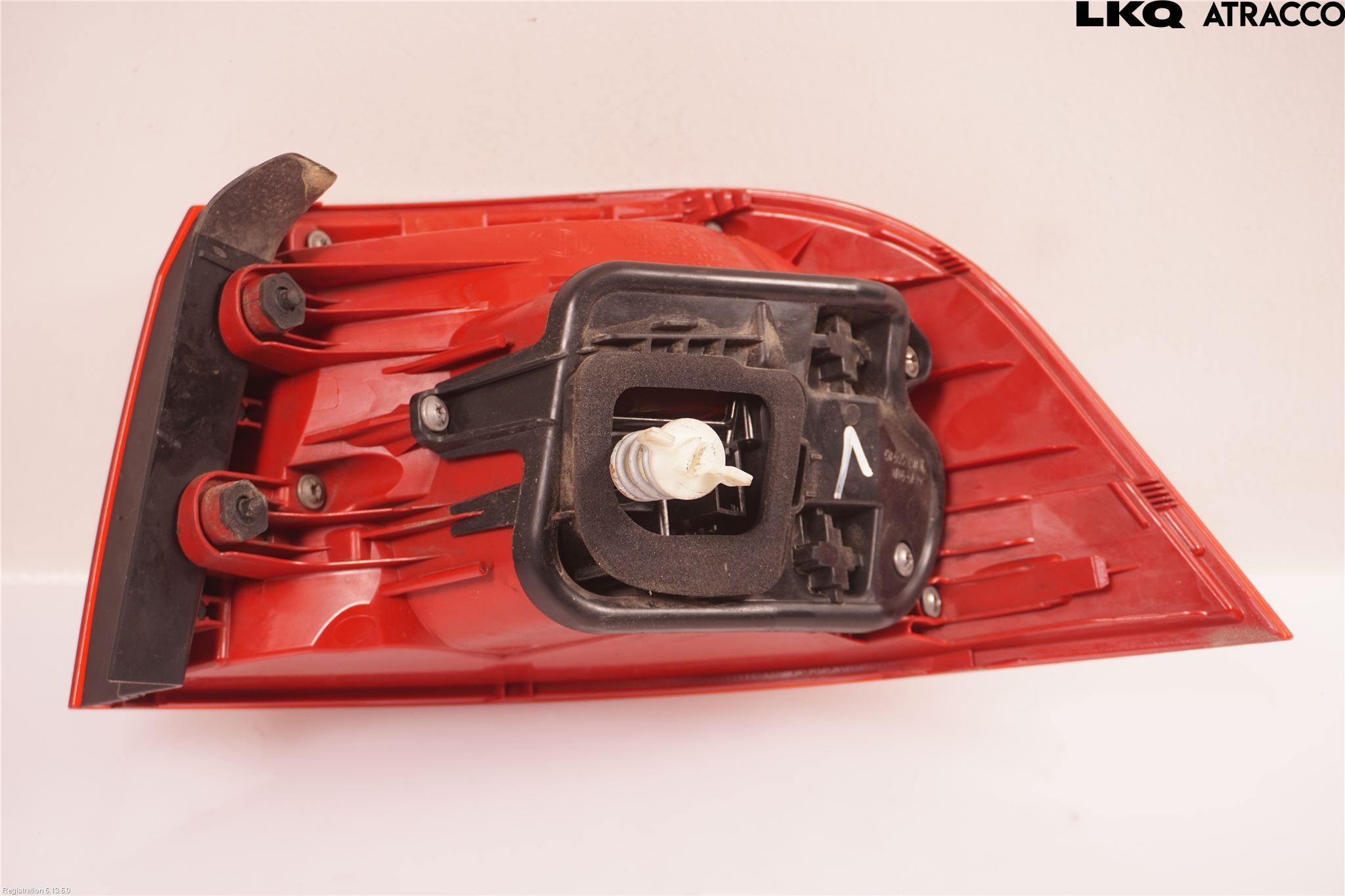 Volkswagen VW PASSAT 11-14 Baklykt Venstre