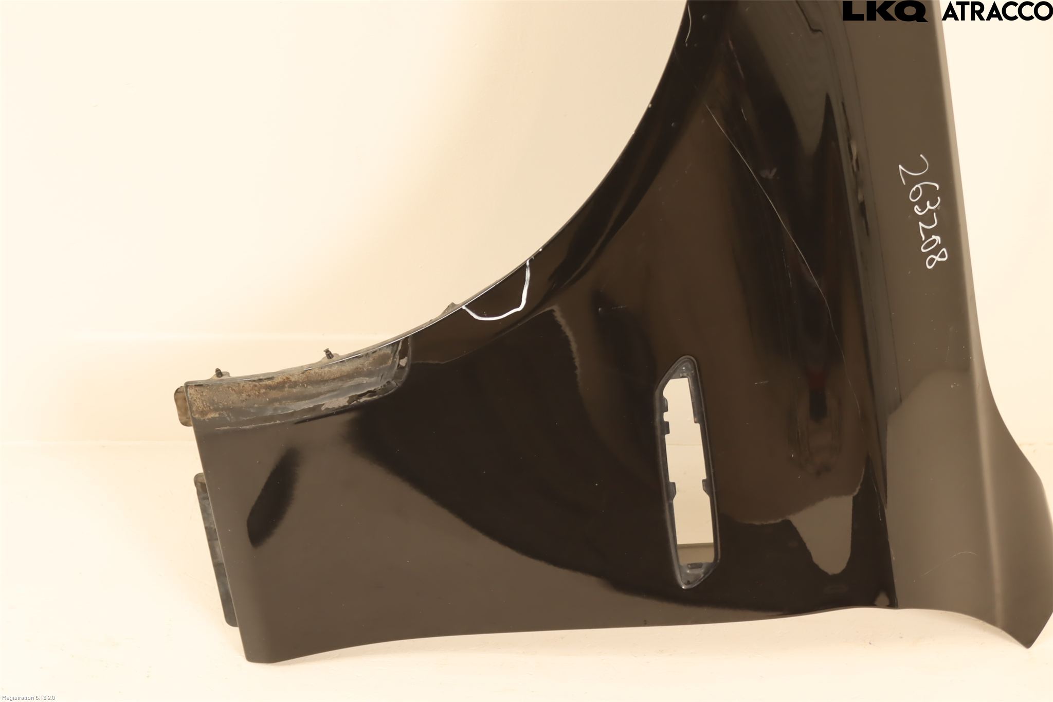 BMW 5 F10/F11/F18 09-17 Skjerm Foran Venstre