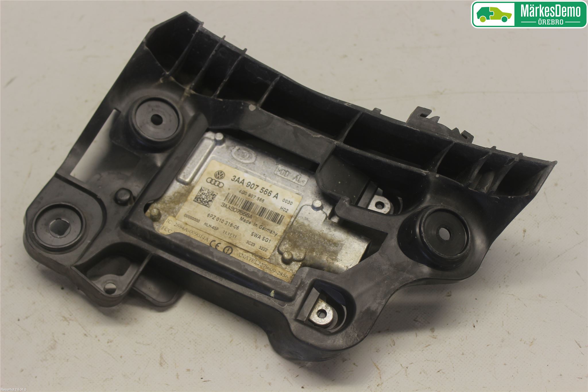 Volkswagen VW PASSAT CC 08-16 Sensor Kollisjonsbeskyttelse
