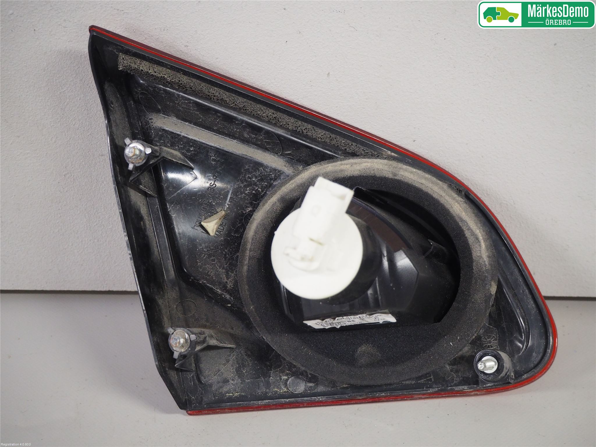 Nissan QASHQAI+2  10-14 Baklykt Høyre  På Luke(Indre)