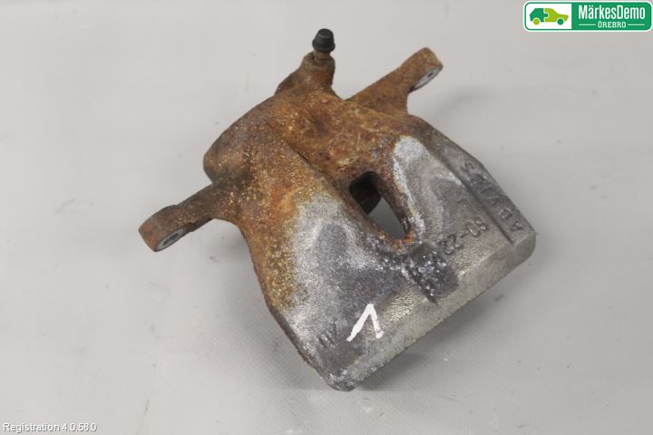 Toyota VERSO-S 11-16 Bremsecaliper Foran Venstre