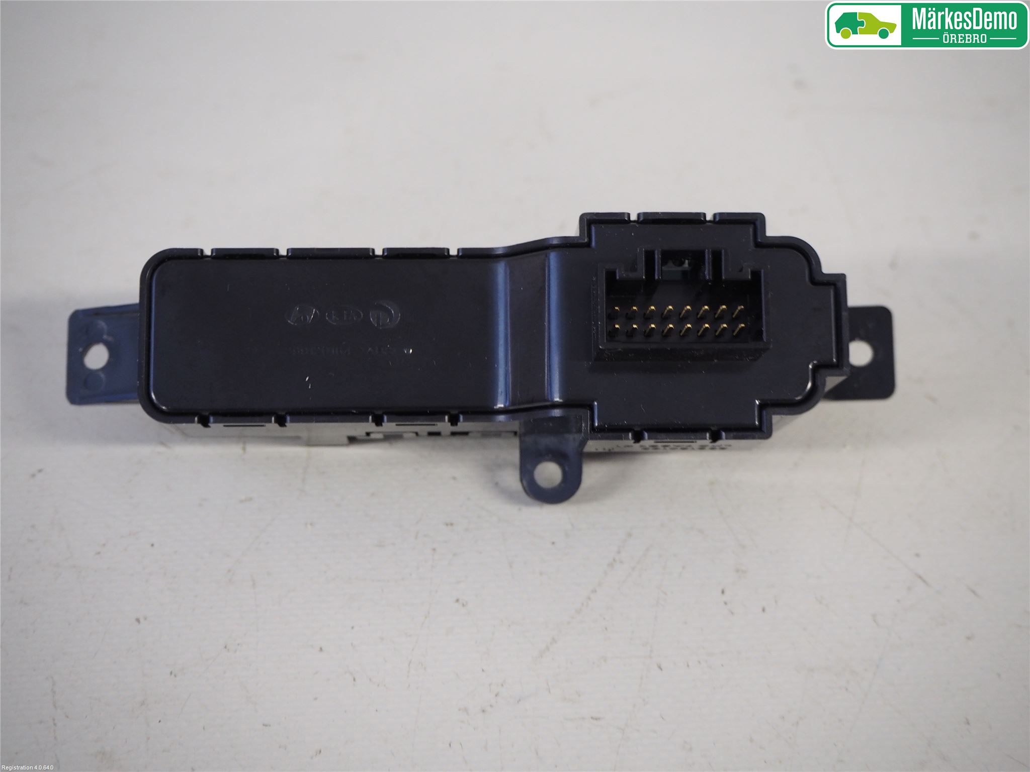 Kia CARENS III 13-19 Bryter Varmesete