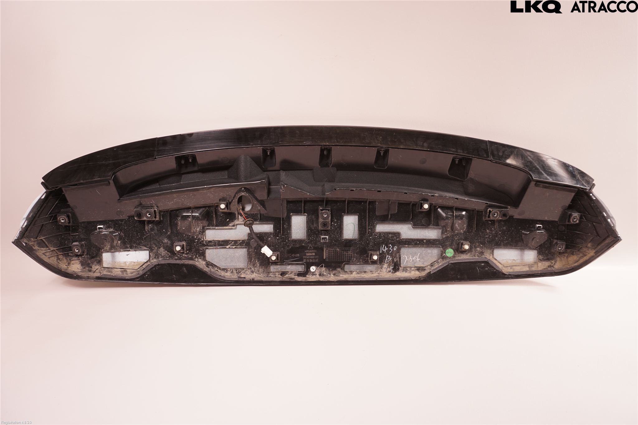 XPENG G9 22- Spoiler Bakluke