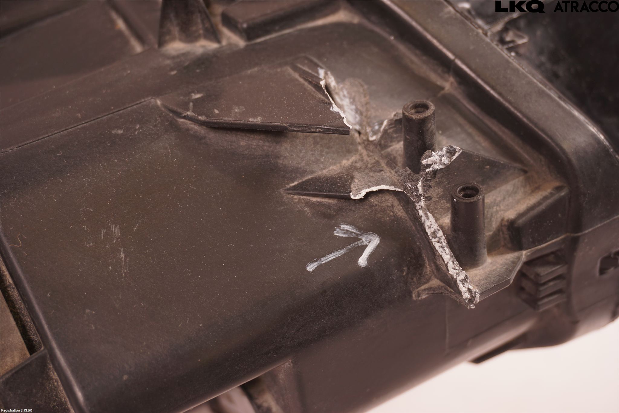 Volkswagen VW PASSAT 15-19 Frontlykt Venstre