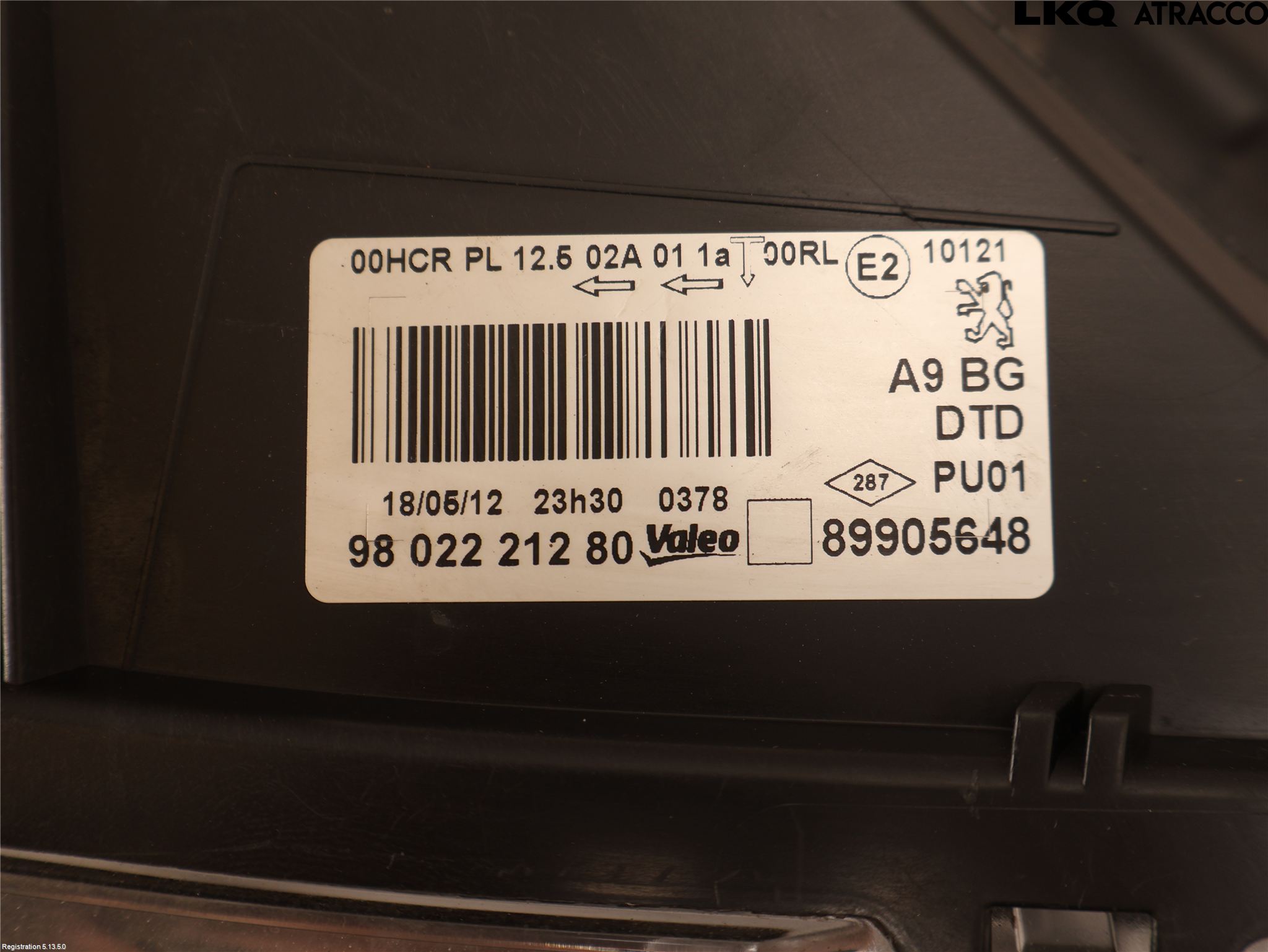 Peugeot 208 12-15 Frontlykt Høyre