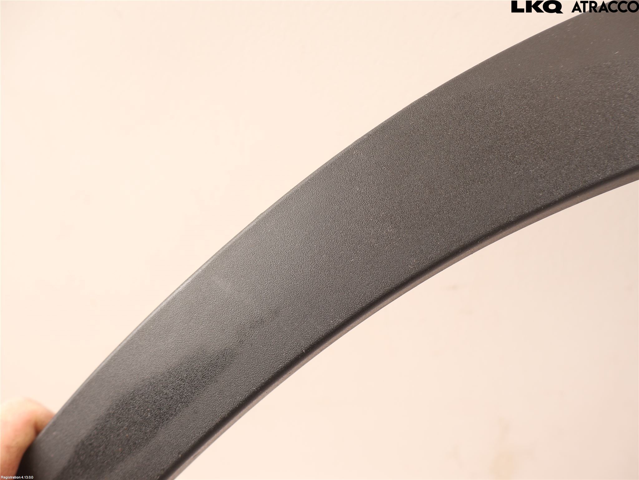 Peugeot 2008/E-2008 20- Skjerm Bredder