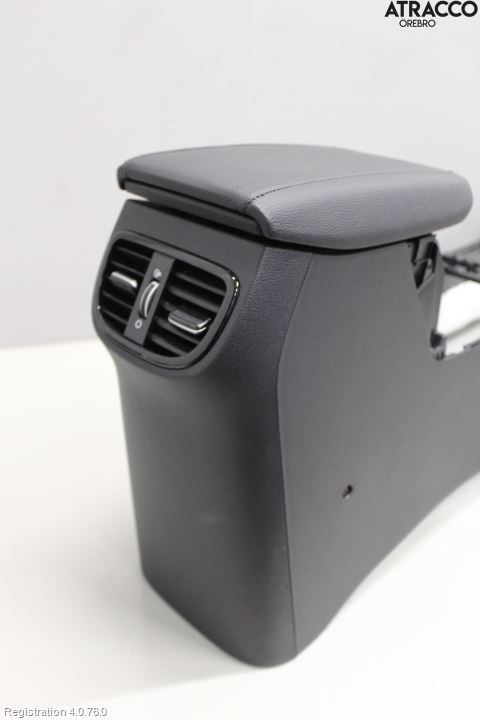 Kia CEED/CEED SW 19- Instrumentkonsoll Gulv