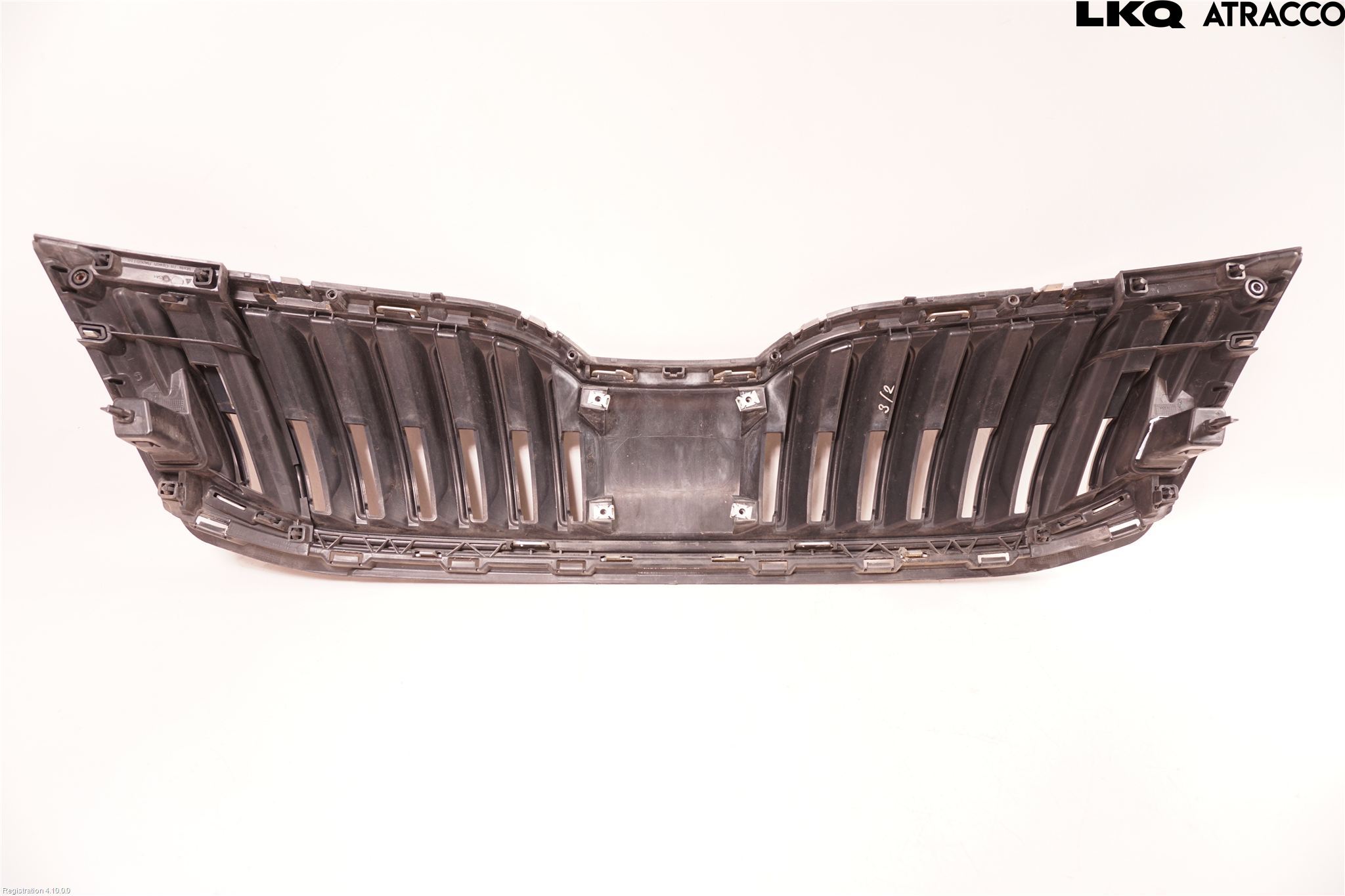 Skoda OCTAVIA (5E) 13-20 Grill Komplett