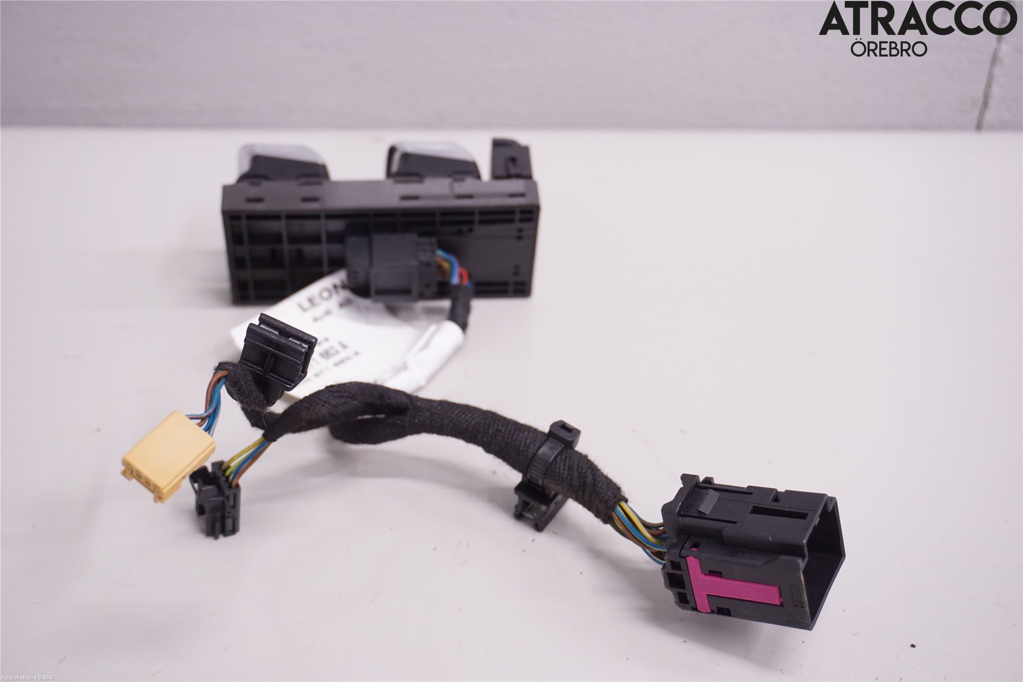 Audi A8/S8 4H 10-17 Bryter Vindusheis