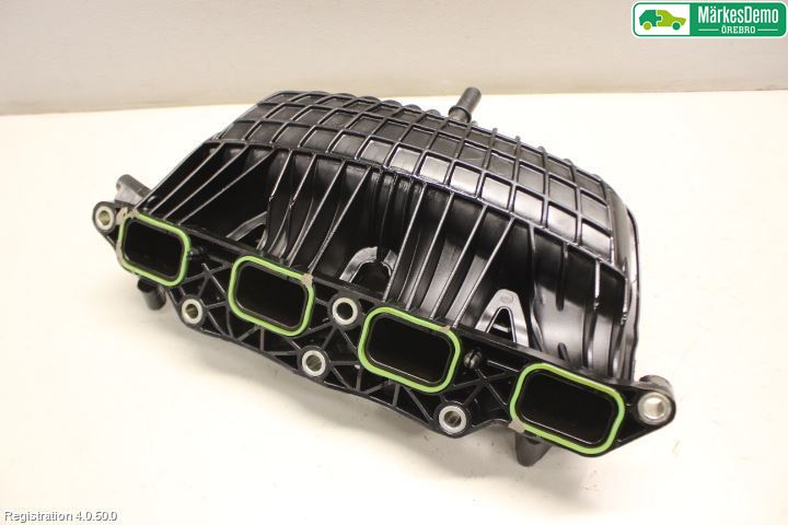 Volkswagen VW POLO 10-17 Innsugningsmanifold