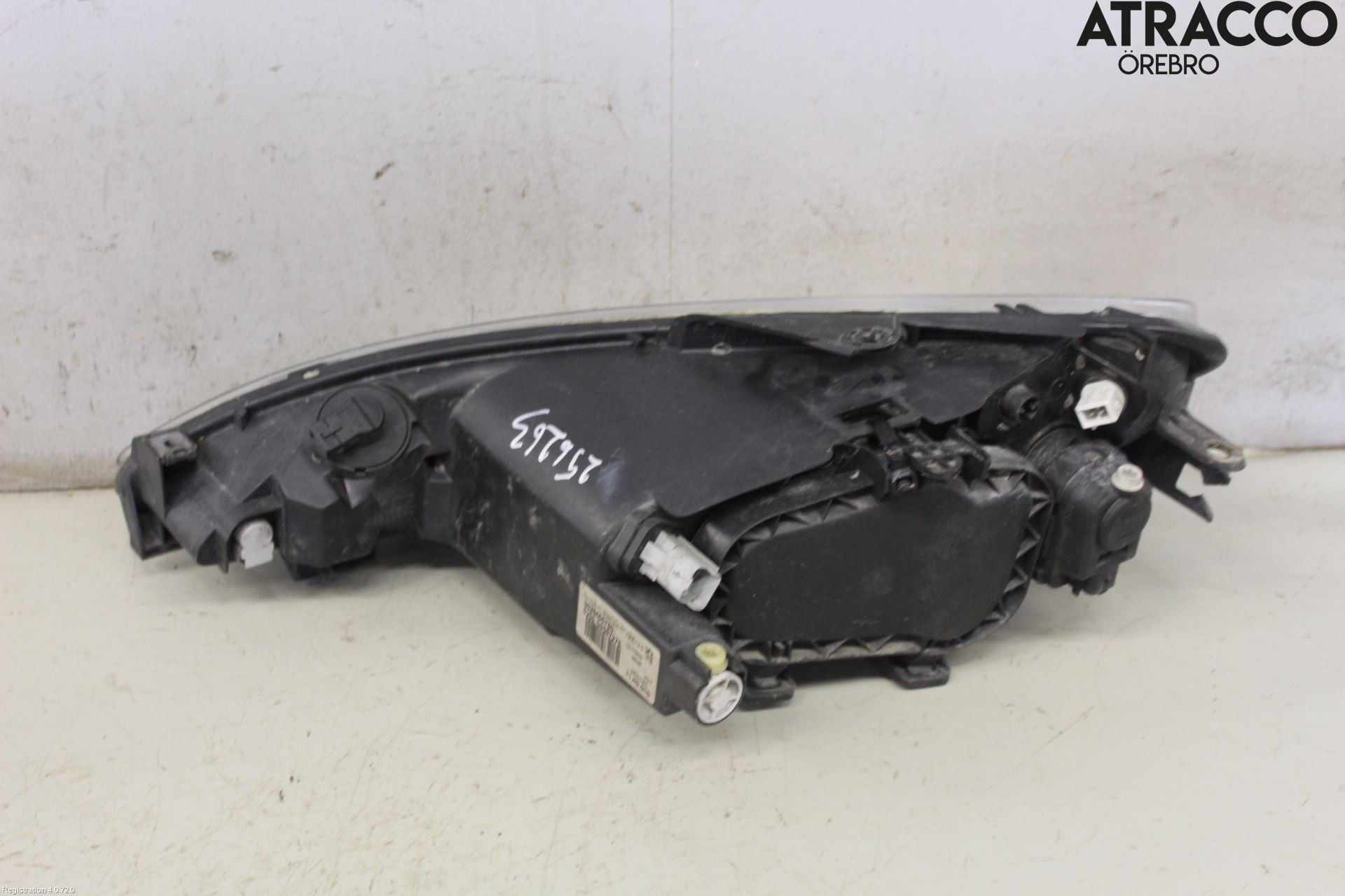 Peugeot 206 98-09 Frontlykt Høyre