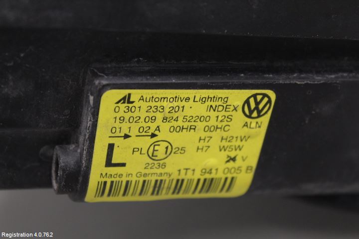 Volkswagen VW TOURAN 03-10 Frontlykt Venstre