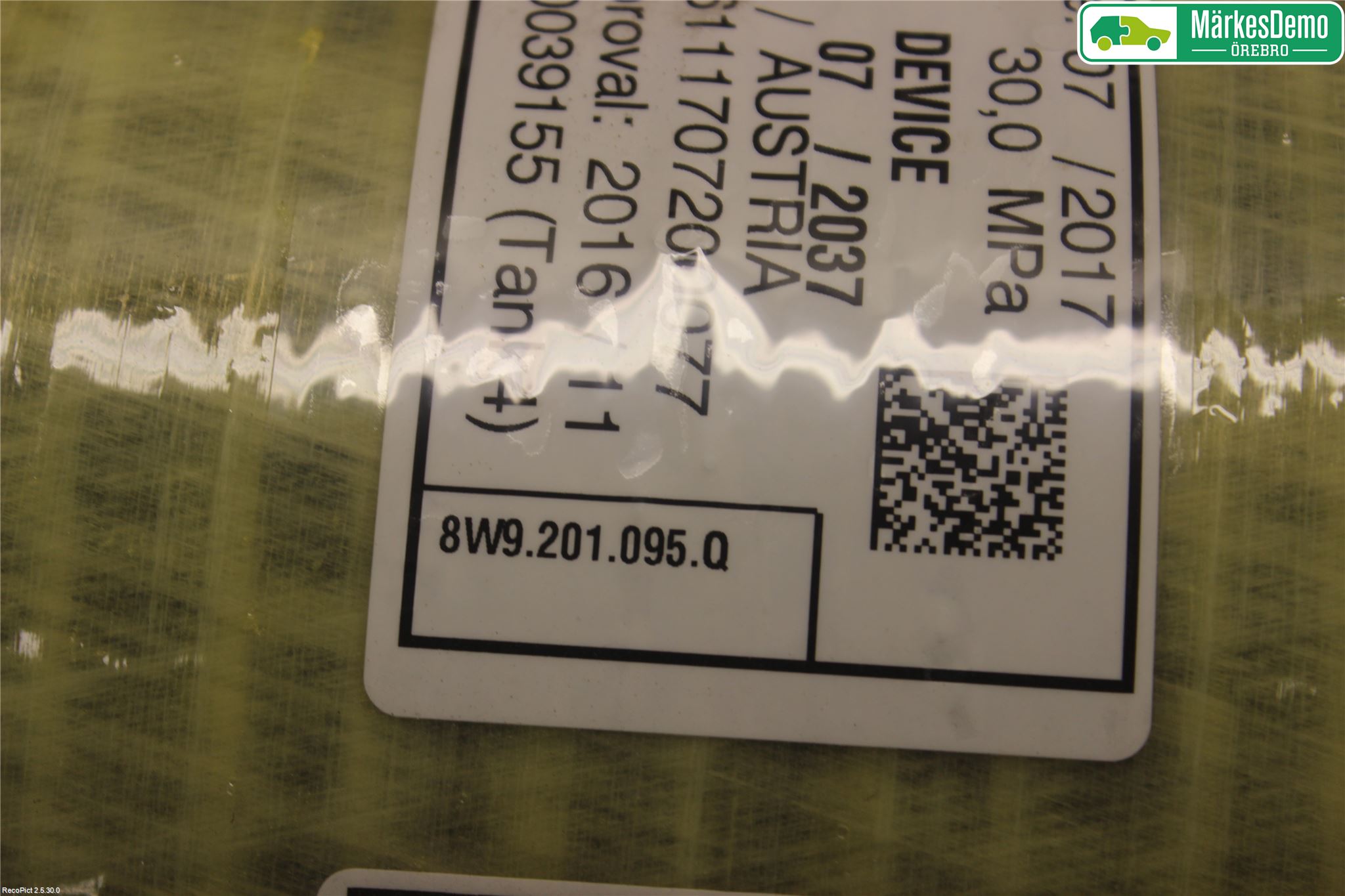 Audi A4/S4 B9 16-19 Drivstofftank Gass
