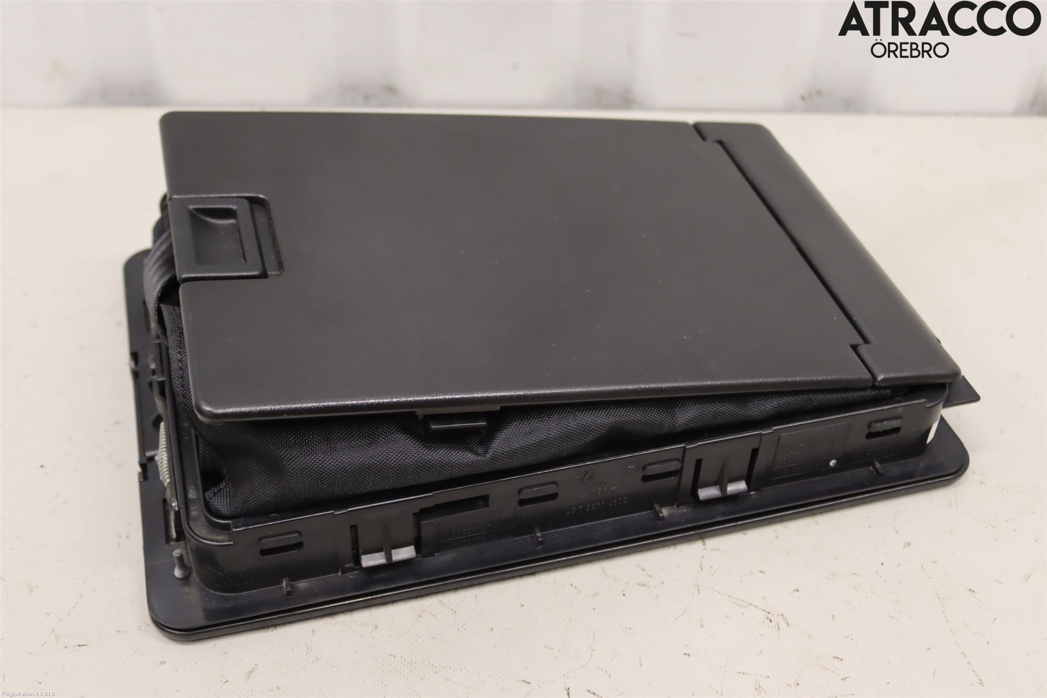Audi A8/S8 4E  02-09 Innredning Sidedel Baksete