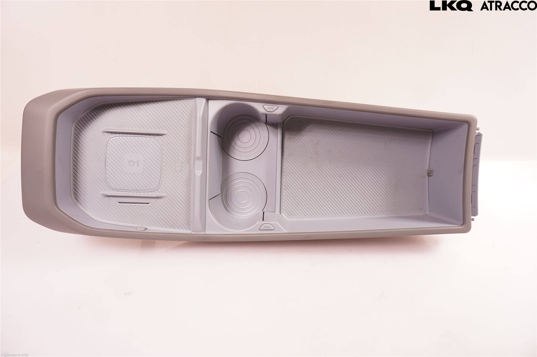 Kia EV3 26->> Instrumentkonsoll Gulv