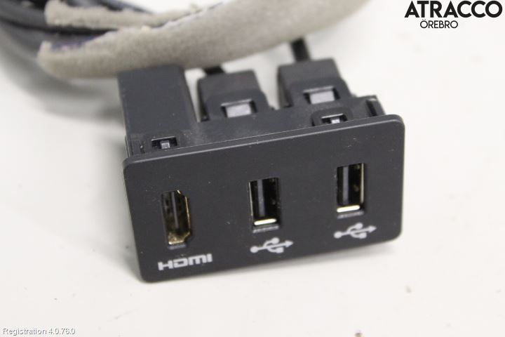 Mitsubishi L200 16-23 Usb Connection