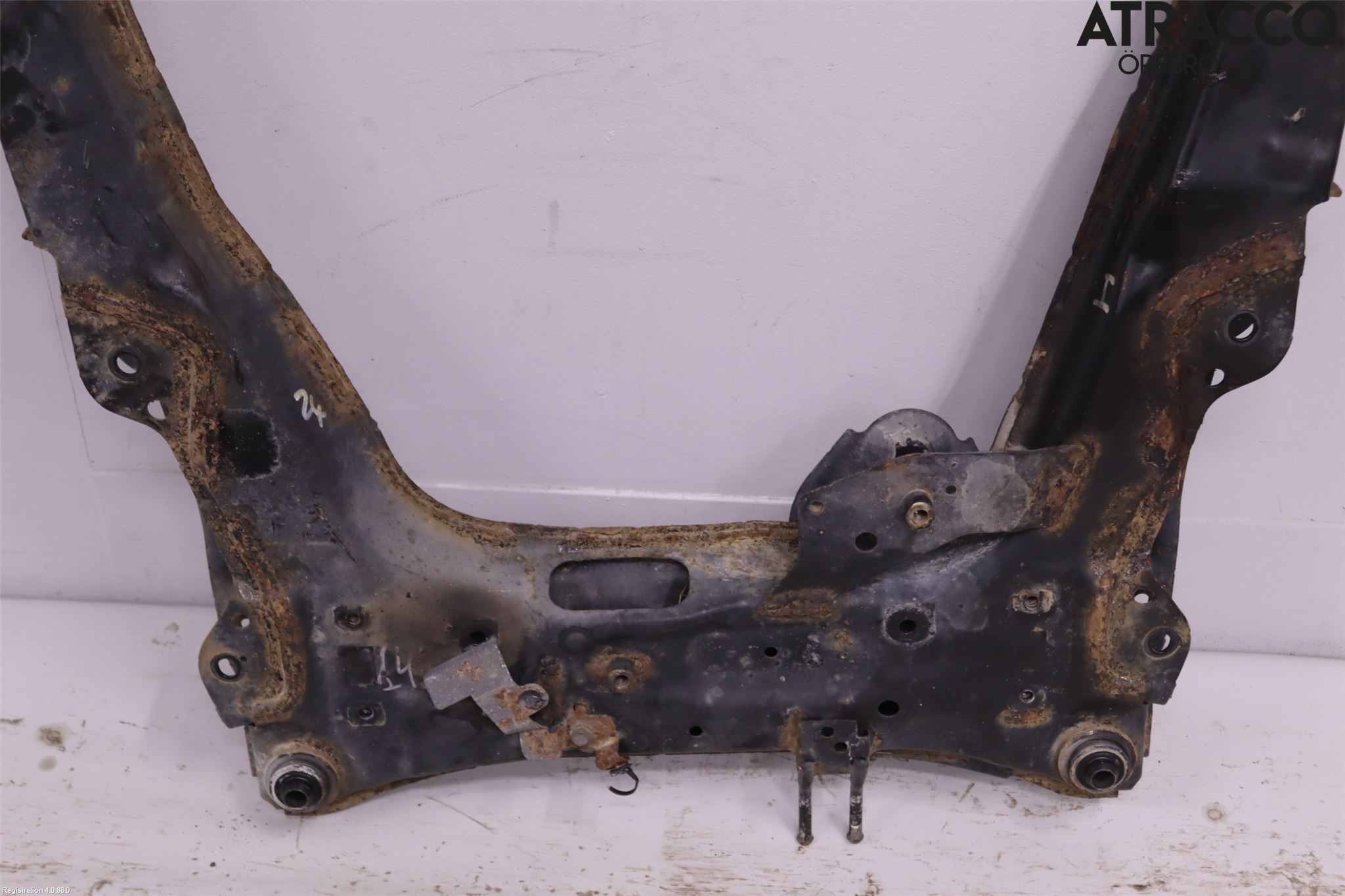 Nissan PULSAR Forstillingsbjelke(Tvergående)