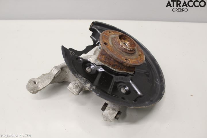 Volkswagen VW PASSAT 15-19 Spindel Vb