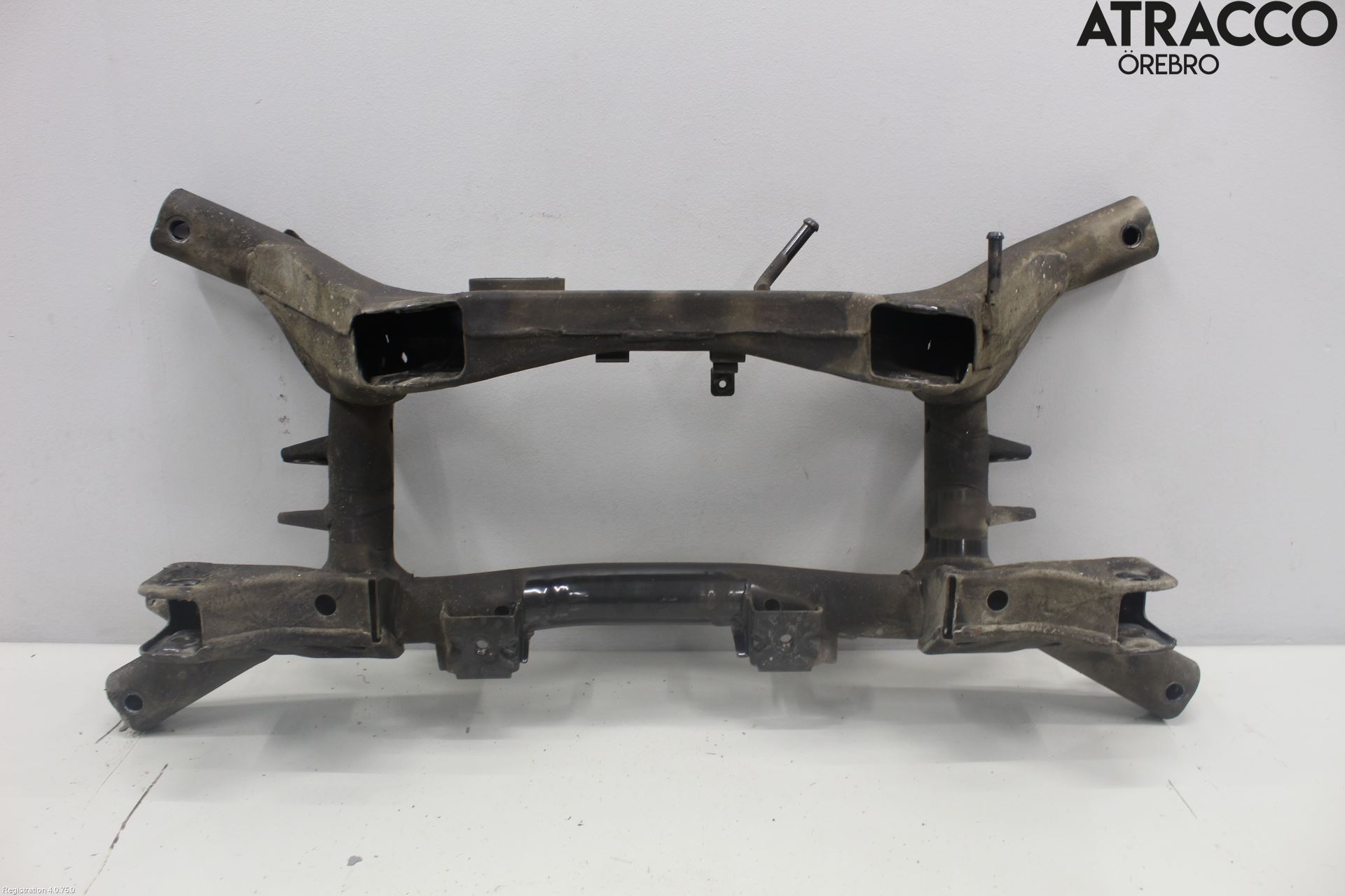 Mitsubishi OUTLANDER 13-21 Bakaksel Feste Travers-Ramme