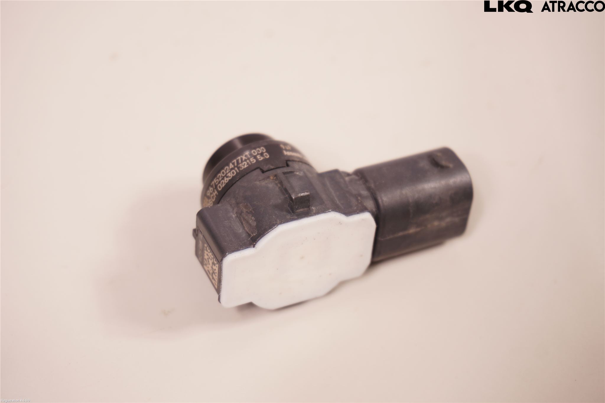 Peugeot 3008 17-24 Sensor Parkering Front