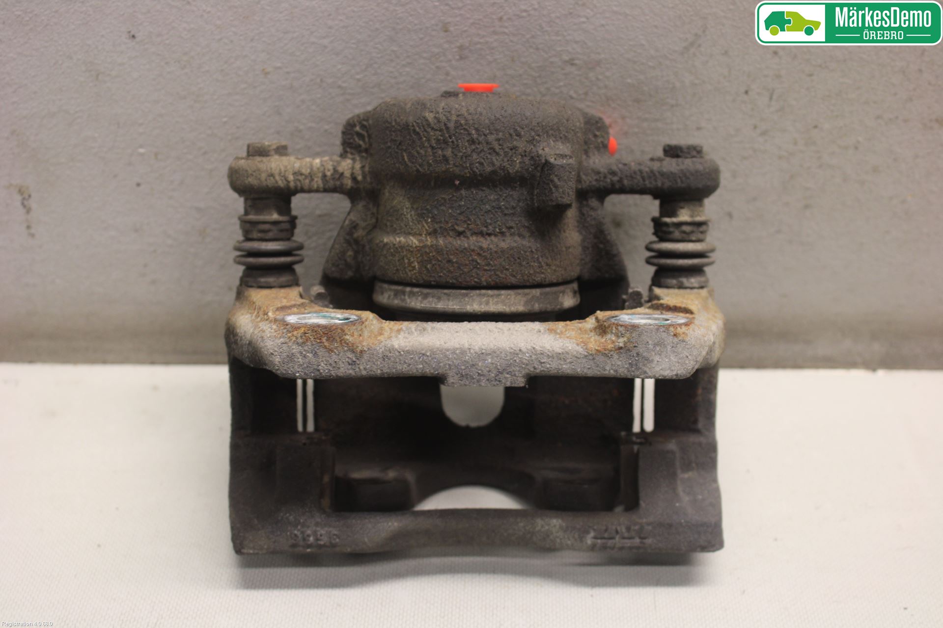 Nissan MICRA 17- Bremsecaliper Foran Høyre