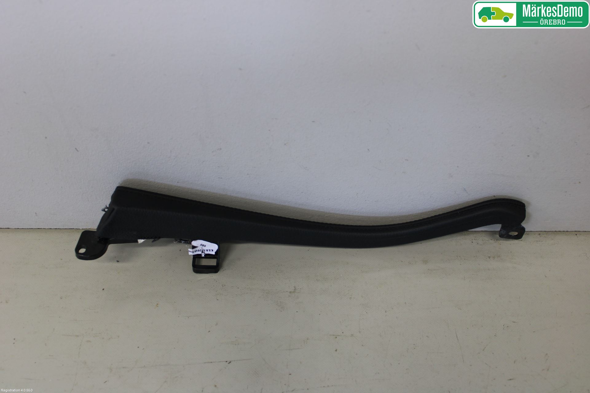 BMW 5 F10/F11/F18 09-17 Instrumentkonsoll Gulv