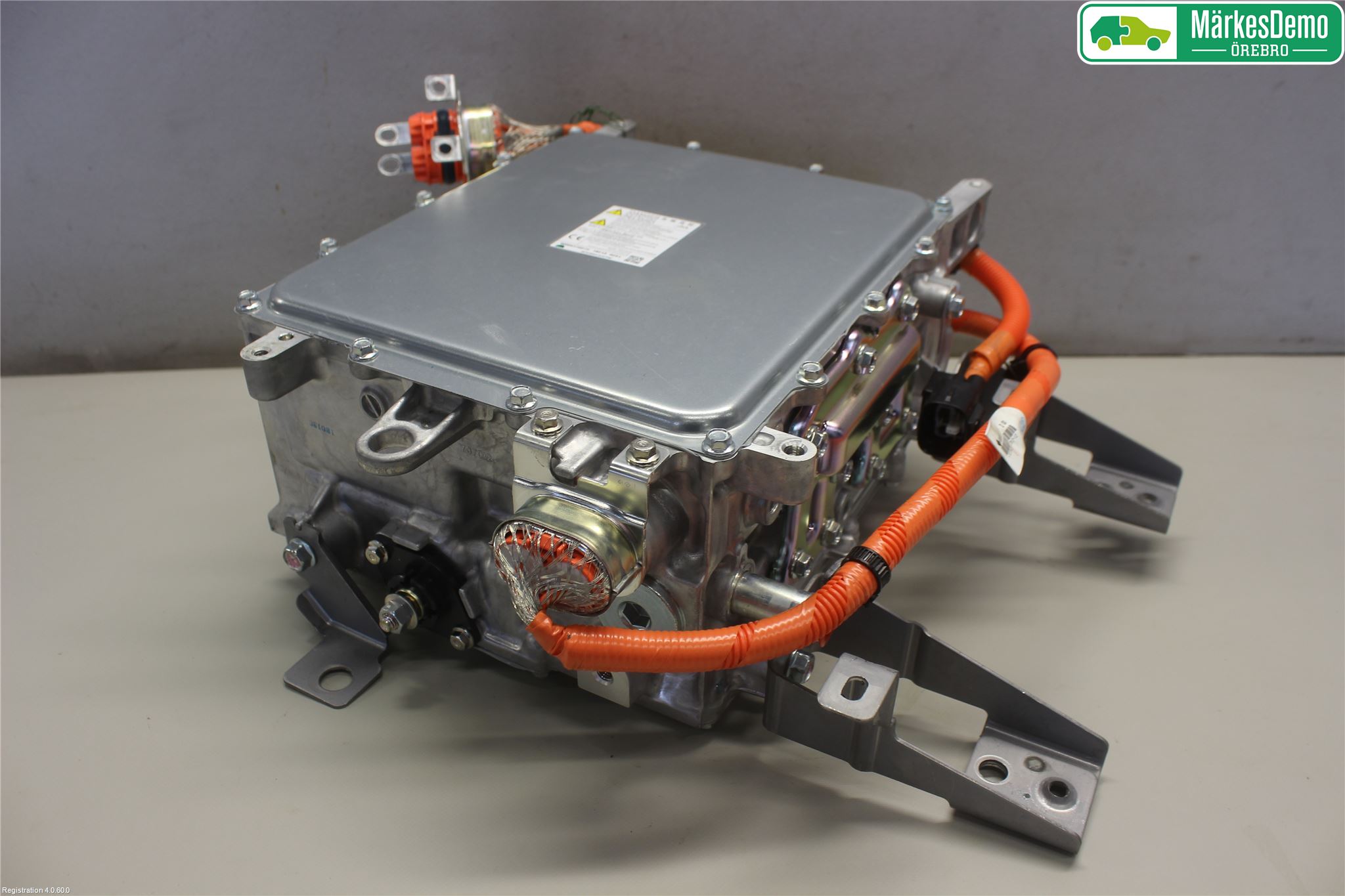 Mitsubishi OUTLANDER 13-21 Batterilader Hybrid
