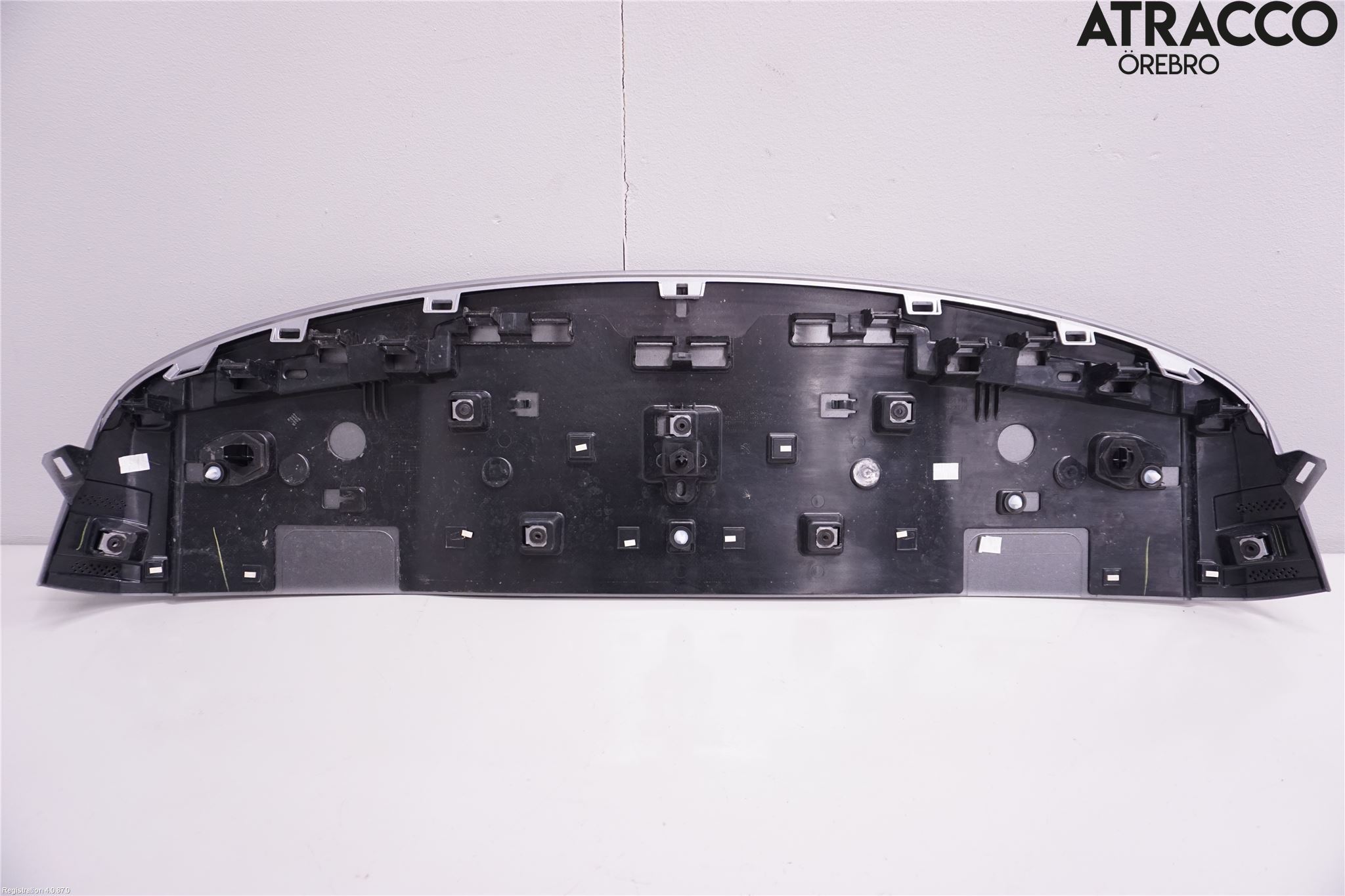 Peugeot 2008/E-2008 20- Spoiler Bakluke