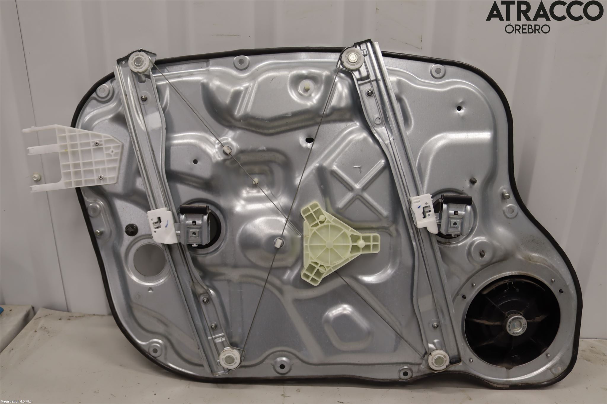 Kia CEED 06-12 Vindusheis