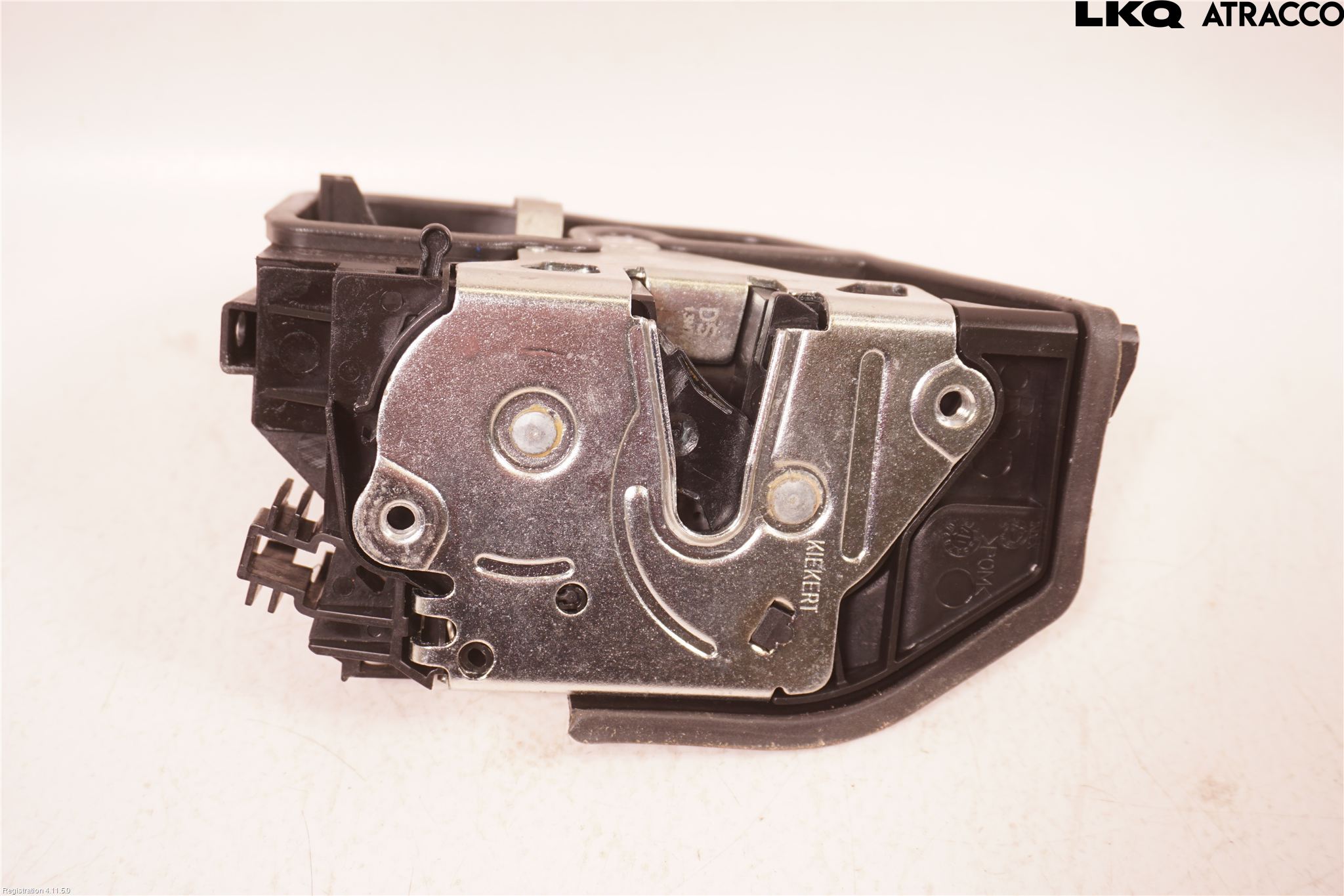 BMW 3 F30/F31/F80 12-19 Dørlås - Låsekasse