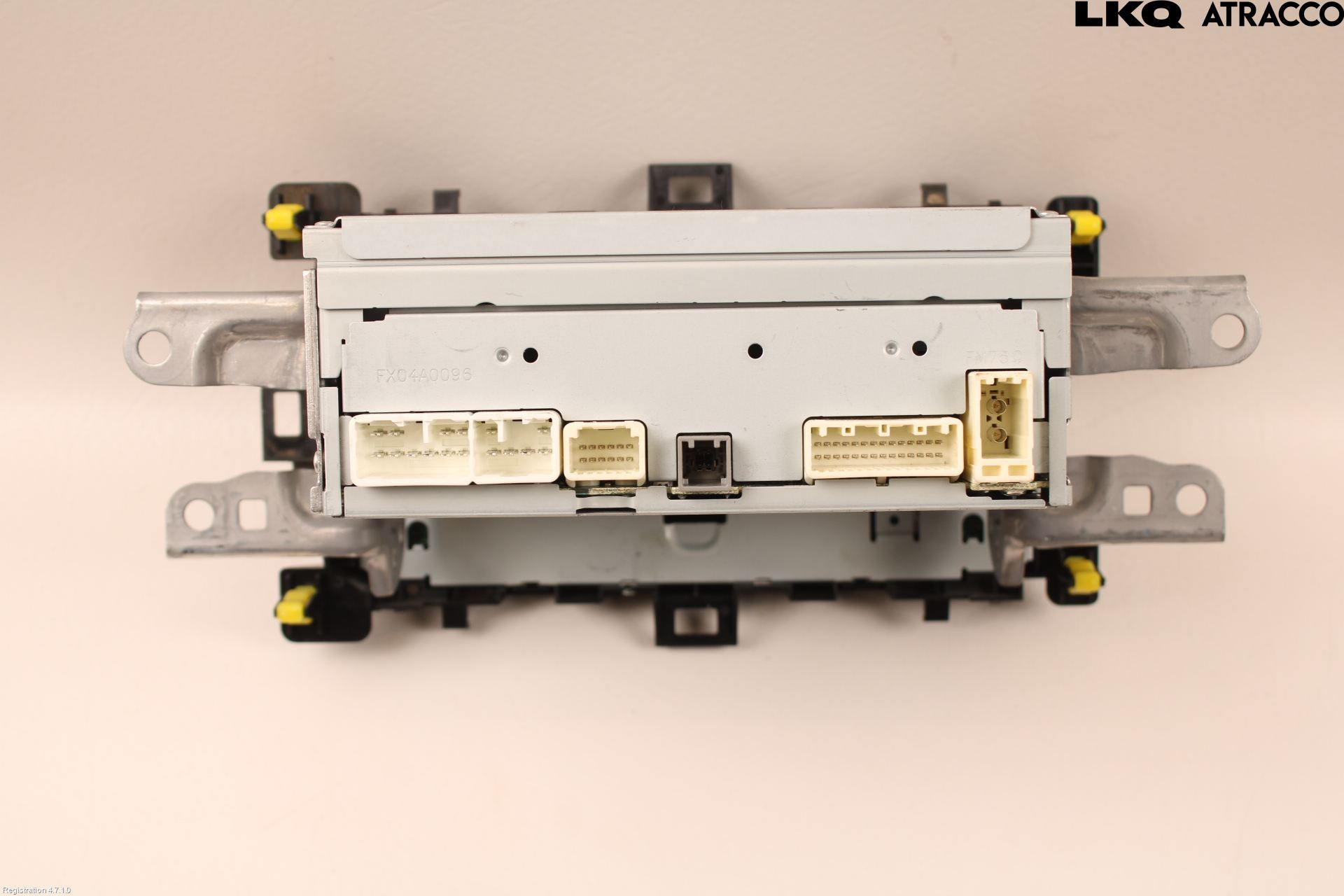 Toyota YARIS XP130 12-14 Stereo Radio Med Cd
