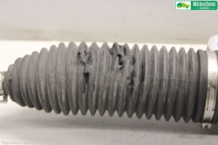 Nissan QASHQAI 14-17 Servo Snekke - Tannstang