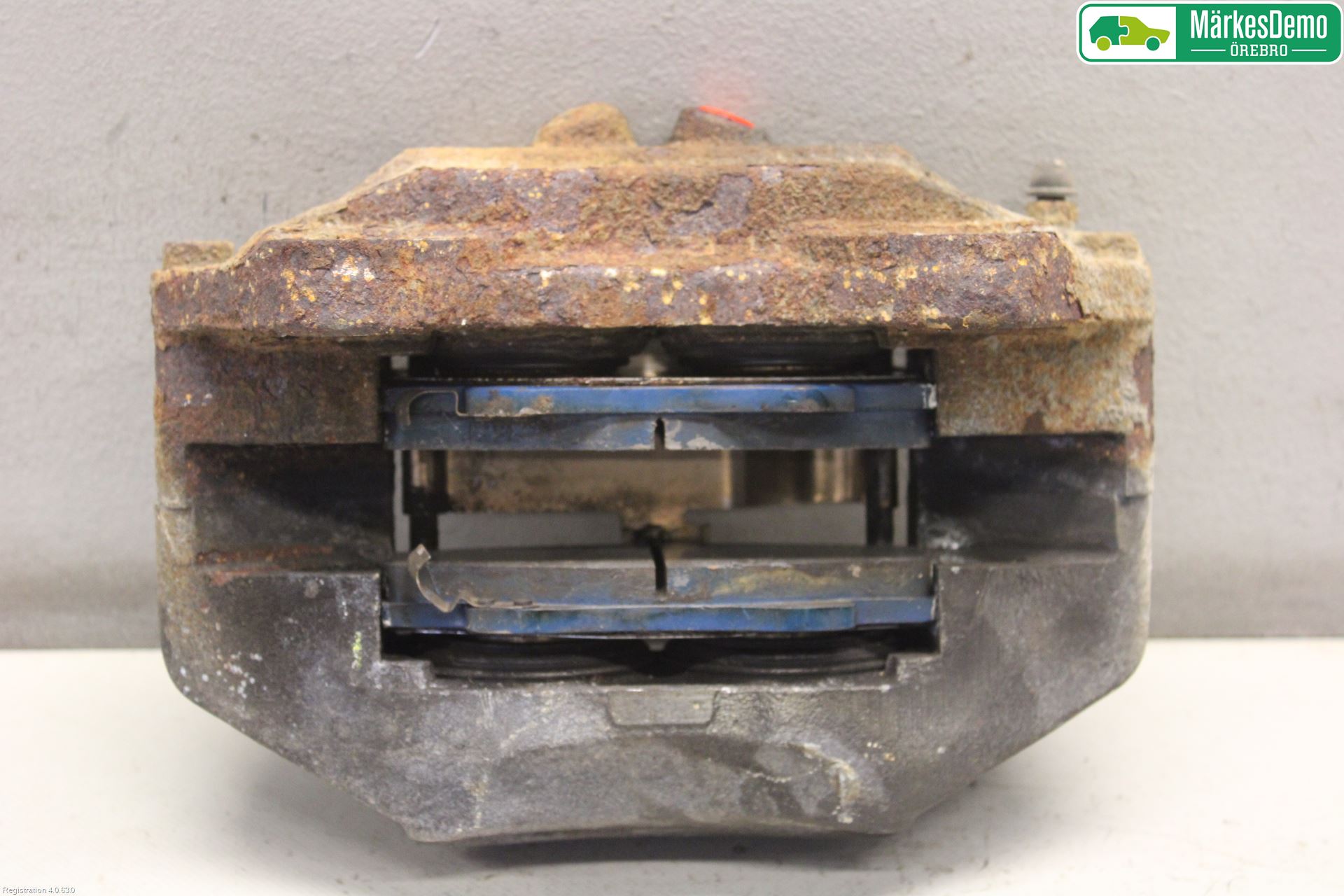Toyota HILUX 05-16 Bremsecaliper Foran Venstre